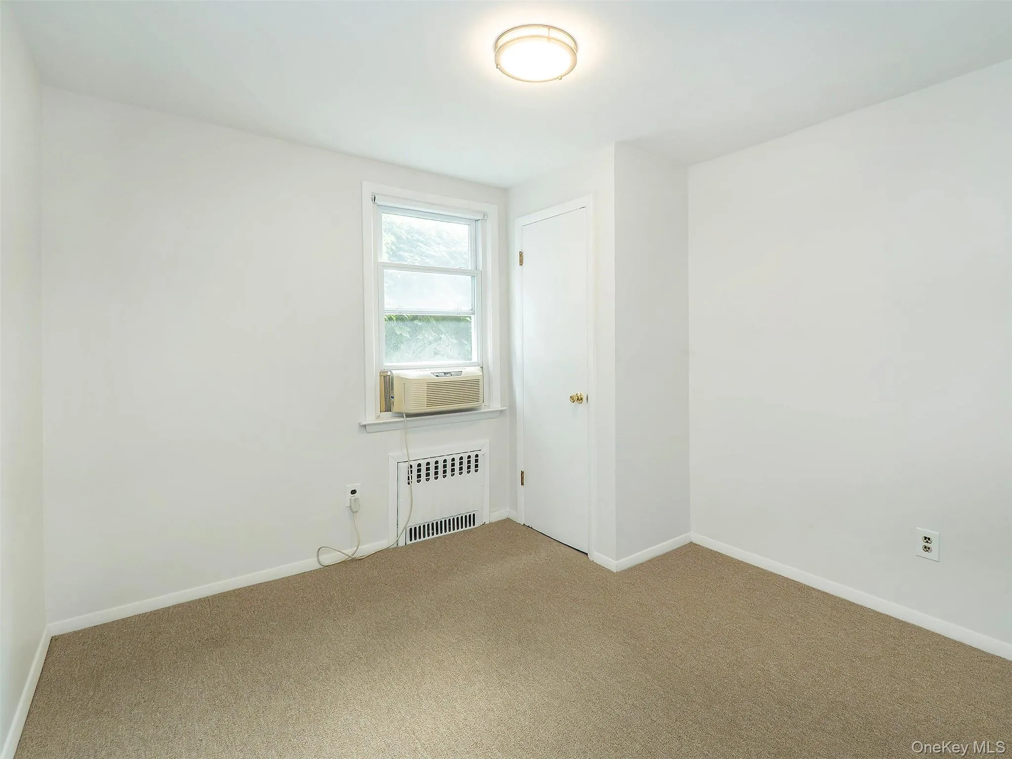 92 Elm Avenue, Glen Cove, NY, 3 Bedrooms Bedrooms, 5 Rooms Rooms,1 BathroomBathrooms,Residential Lease,For Rent,Elm,0,1032247 92 Elm Avenue, Glen Cove, NY, 3 Bedrooms Bedrooms, 5 Rooms Rooms,1 BathroomBathrooms,Residential Lease,For Rent,Elm,0,1032247