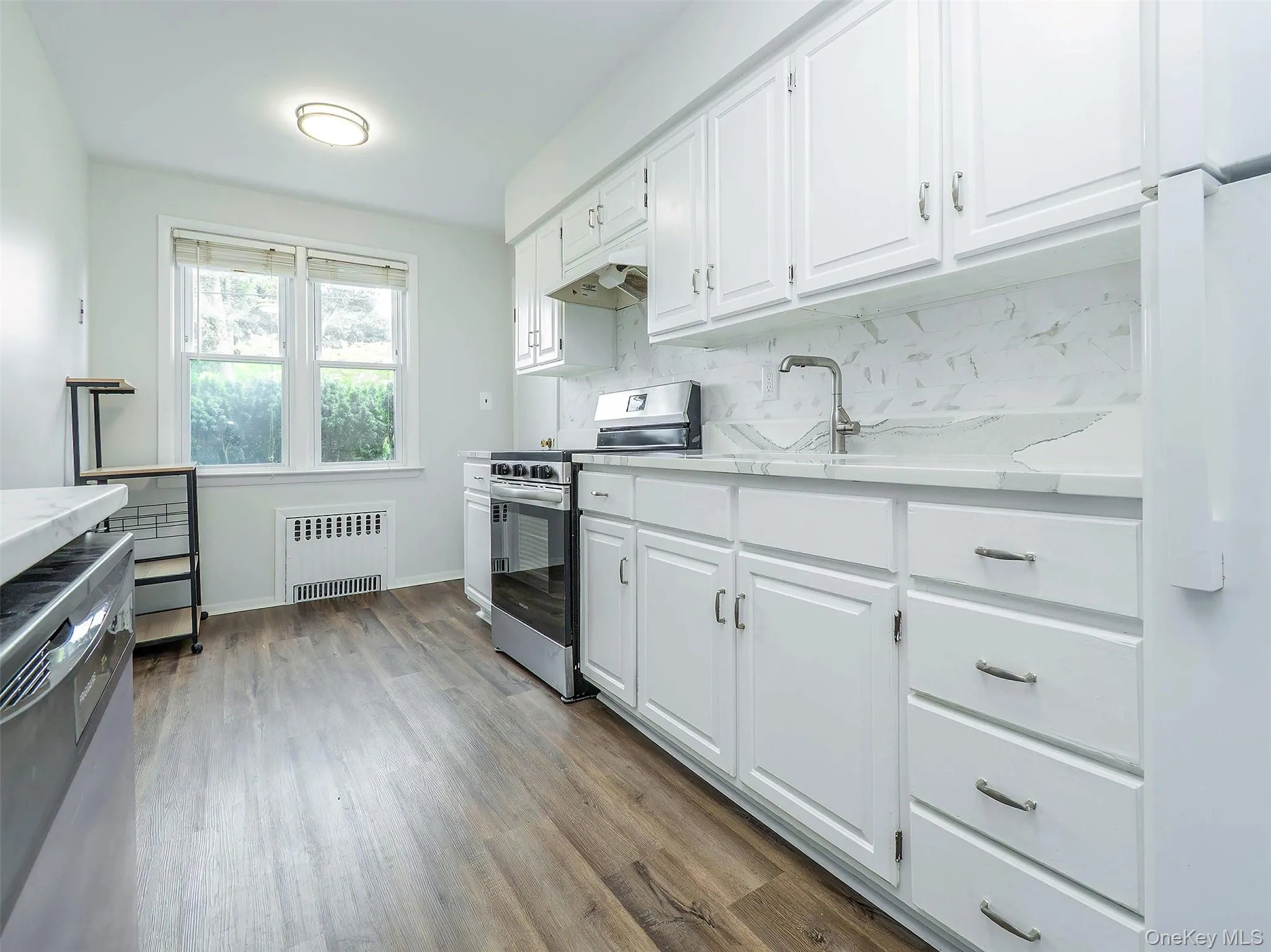 92 Elm Avenue, Glen Cove, NY, 3 Bedrooms Bedrooms, 5 Rooms Rooms,1 BathroomBathrooms,Residential Lease,For Rent,Elm,0,1032247 92 Elm Avenue, Glen Cove, NY, 3 Bedrooms Bedrooms, 5 Rooms Rooms,1 BathroomBathrooms,Residential Lease,For Rent,Elm,0,1032247