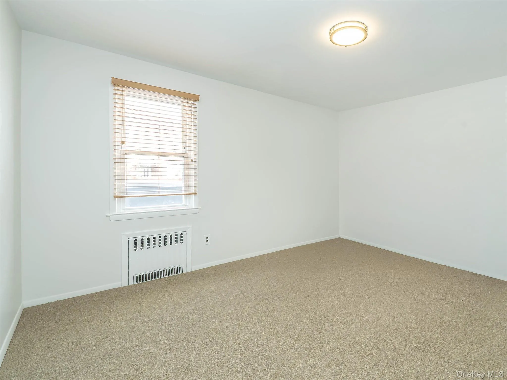 92 Elm Avenue, Glen Cove, NY, 3 Bedrooms Bedrooms, 5 Rooms Rooms,1 BathroomBathrooms,Residential Lease,For Rent,Elm,0,1032247 92 Elm Avenue, Glen Cove, NY, 3 Bedrooms Bedrooms, 5 Rooms Rooms,1 BathroomBathrooms,Residential Lease,For Rent,Elm,0,1032247