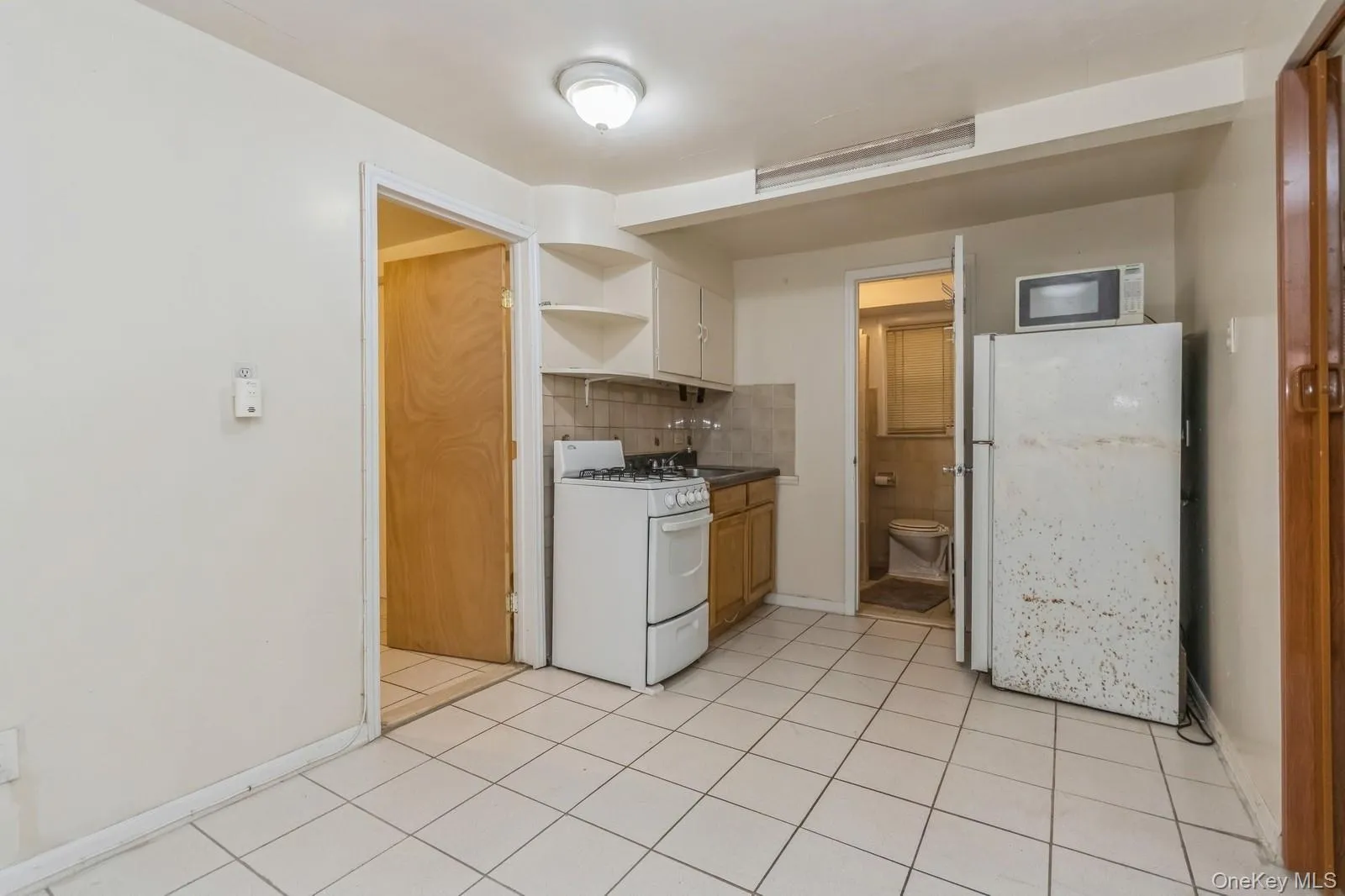 Basement Apartment Kitchen Basement Apartment Kitchen