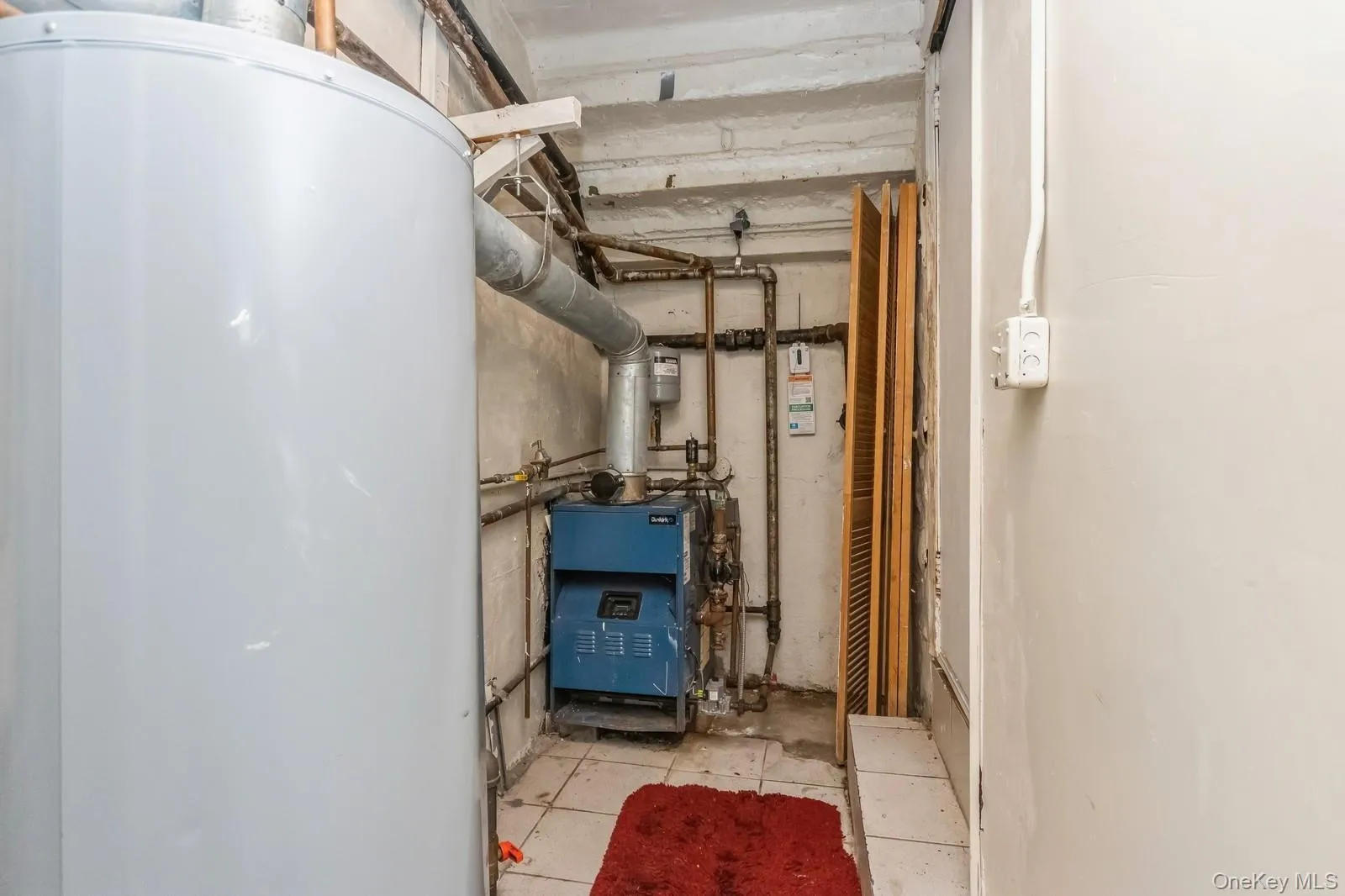 Heating unit only 3-5 years old Heating unit only 3-5 years old