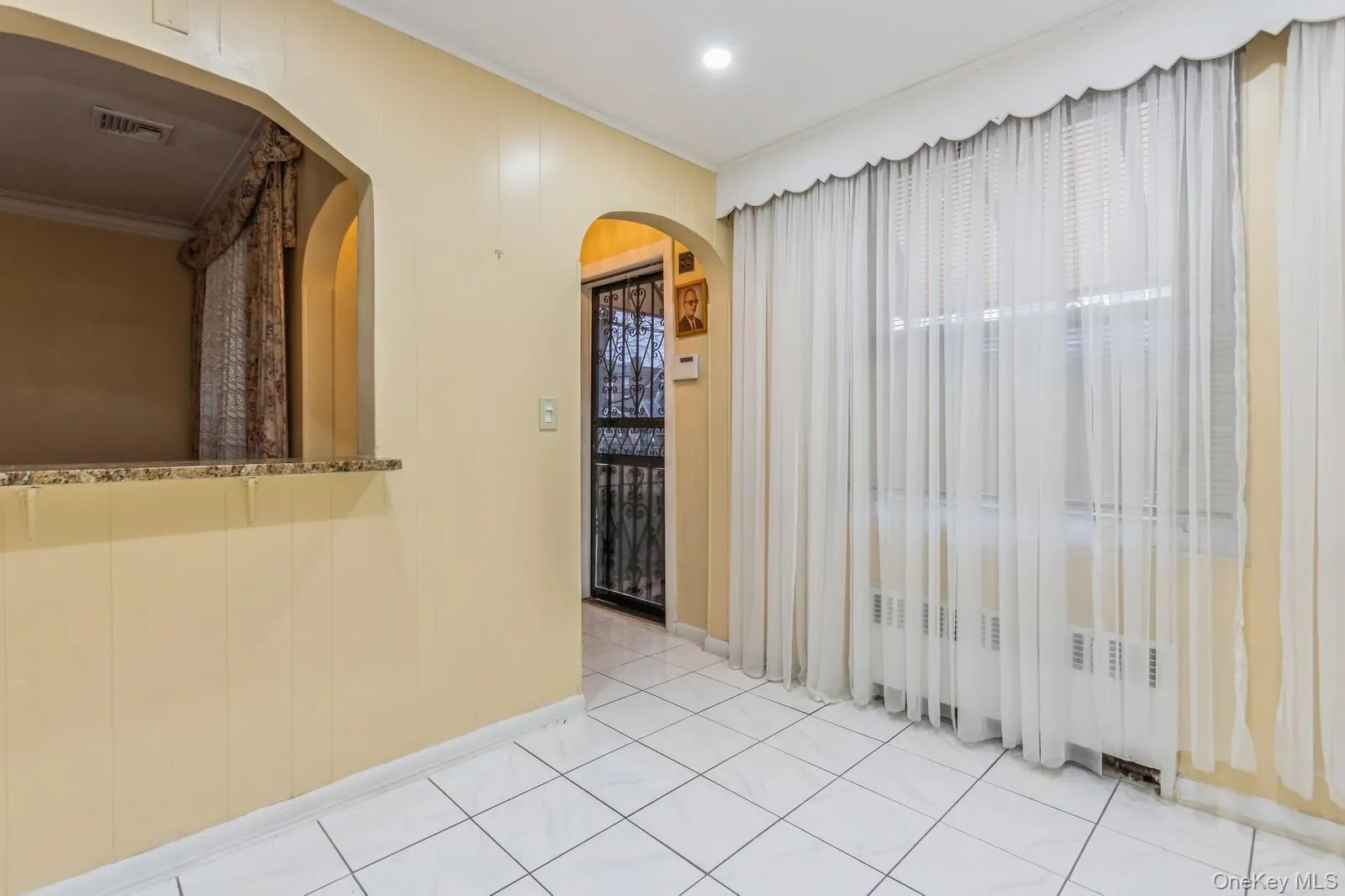 Dinning Room. Dinning Room.