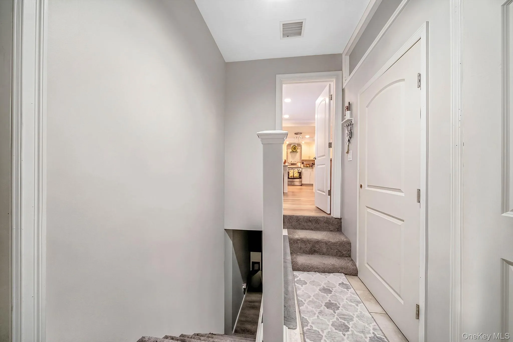 5 Overlook Drive, Brookhaven, NY, 2 Bedrooms Bedrooms, 8 Rooms Rooms,2 BathroomsBathrooms,Residential,For Rent,Overlook,0,1032255 5 Overlook Drive, Brookhaven, NY, 2 Bedrooms Bedrooms, 8 Rooms Rooms,2 BathroomsBathrooms,Residential,For Rent,Overlook,0,1032255