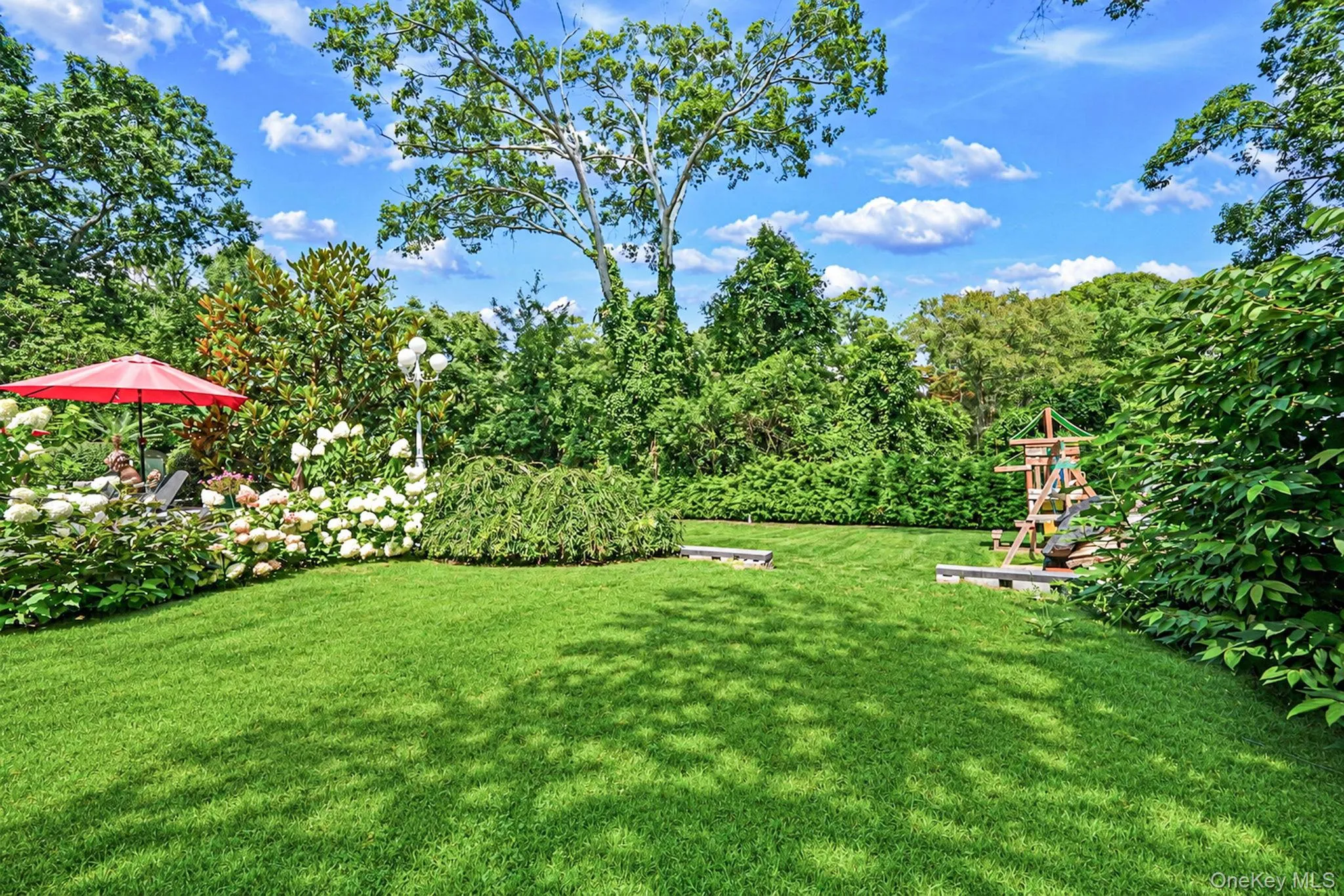 5 Overlook Drive, Brookhaven, NY, 2 Bedrooms Bedrooms, 8 Rooms Rooms,2 BathroomsBathrooms,Residential,For Rent,Overlook,0,1032255 5 Overlook Drive, Brookhaven, NY, 2 Bedrooms Bedrooms, 8 Rooms Rooms,2 BathroomsBathrooms,Residential,For Rent,Overlook,0,1032255