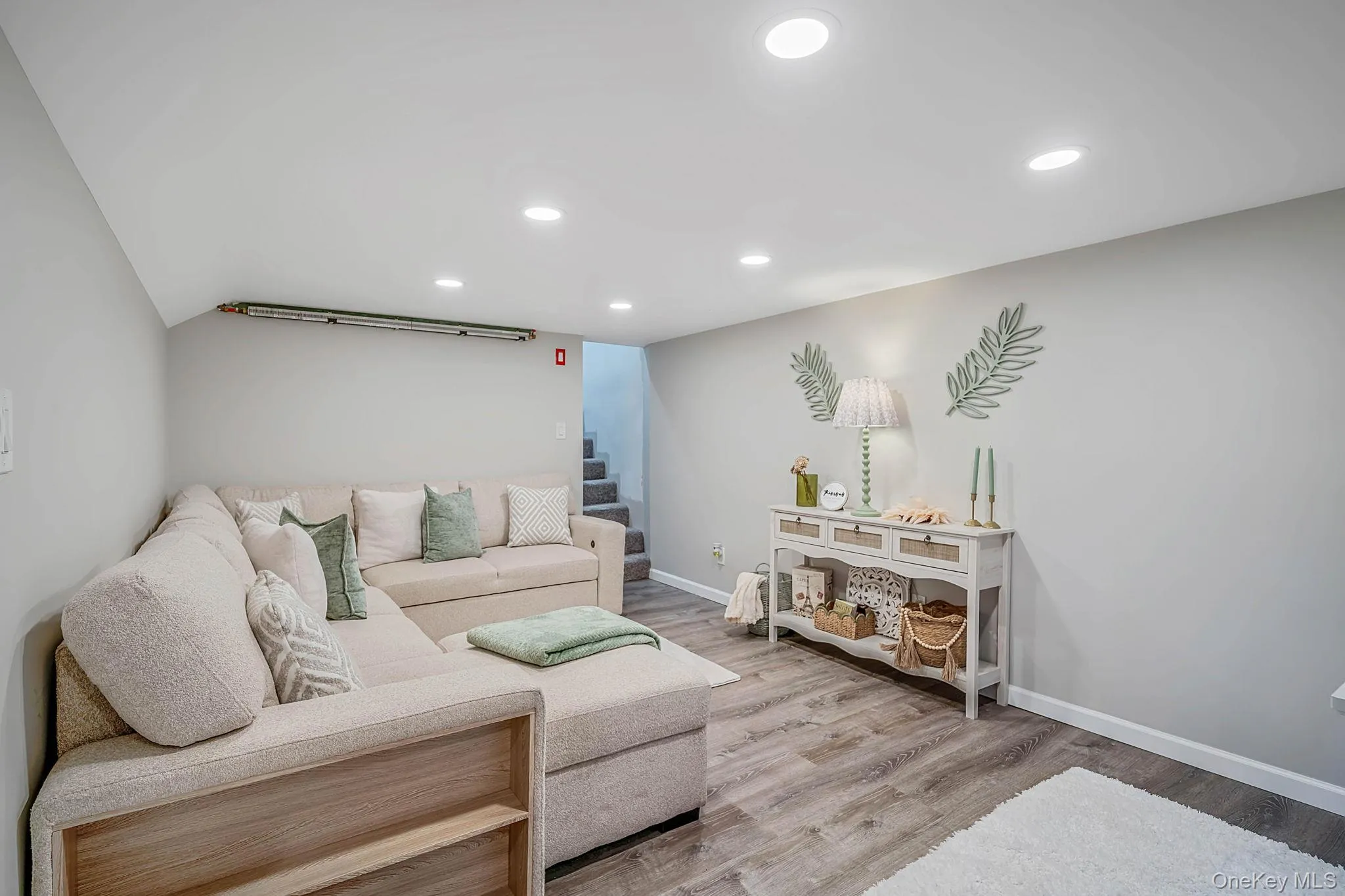 5 Overlook Drive, Brookhaven, NY, 2 Bedrooms Bedrooms, 8 Rooms Rooms,2 BathroomsBathrooms,Residential,For Rent,Overlook,0,1032255 5 Overlook Drive, Brookhaven, NY, 2 Bedrooms Bedrooms, 8 Rooms Rooms,2 BathroomsBathrooms,Residential,For Rent,Overlook,0,1032255