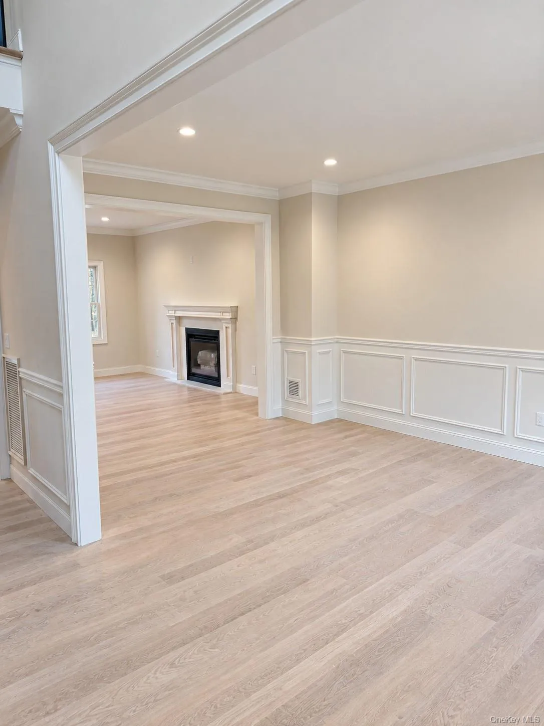 215 Boston Avenue, Oyster Bay, NY, 5 Bedrooms Bedrooms, 9 Rooms Rooms,3 BathroomsBathrooms,Residential,For Rent,Boston,0,1032257 215 Boston Avenue, Oyster Bay, NY, 5 Bedrooms Bedrooms, 9 Rooms Rooms,3 BathroomsBathrooms,Residential,For Rent,Boston,0,1032257