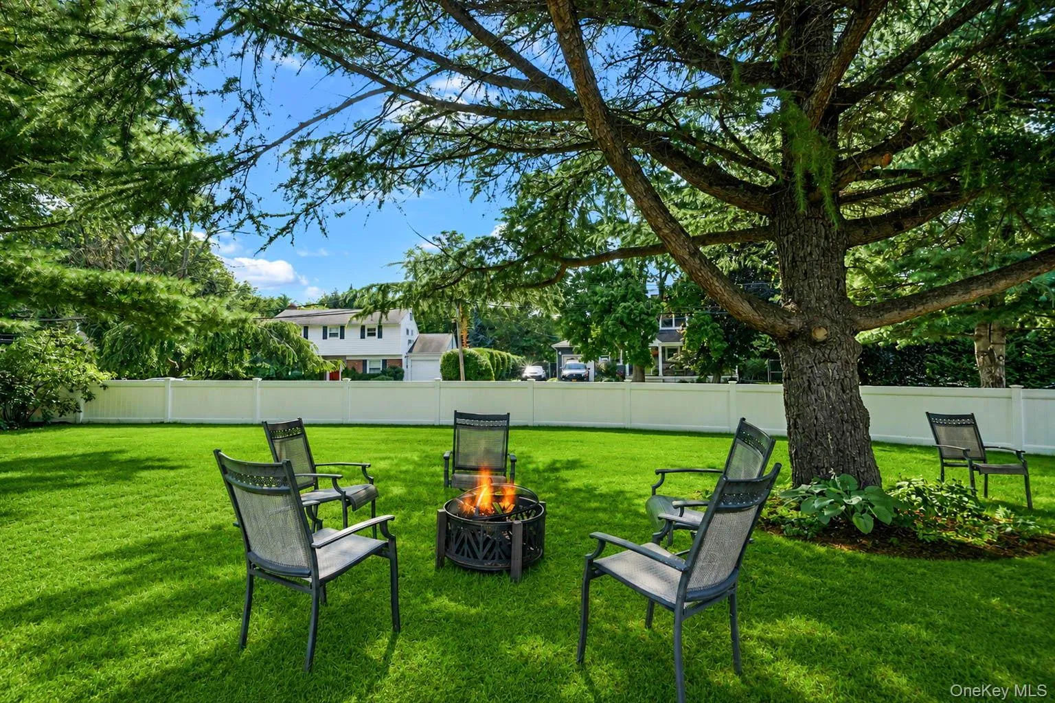 1 Rutgers Street, Smithtown, NY, 2 Bedrooms Bedrooms, 5 Rooms Rooms,2 BathroomsBathrooms,Residential,For Rent,Rutgers,0,1032258 1 Rutgers Street, Smithtown, NY, 2 Bedrooms Bedrooms, 5 Rooms Rooms,2 BathroomsBathrooms,Residential,For Rent,Rutgers,0,1032258