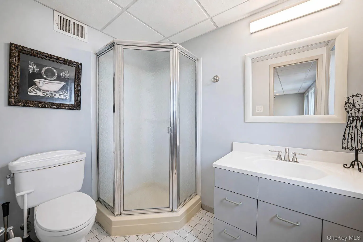 1 Rutgers Street, Smithtown, NY, 2 Bedrooms Bedrooms, 5 Rooms Rooms,2 BathroomsBathrooms,Residential,For Rent,Rutgers,0,1032258 1 Rutgers Street, Smithtown, NY, 2 Bedrooms Bedrooms, 5 Rooms Rooms,2 BathroomsBathrooms,Residential,For Rent,Rutgers,0,1032258