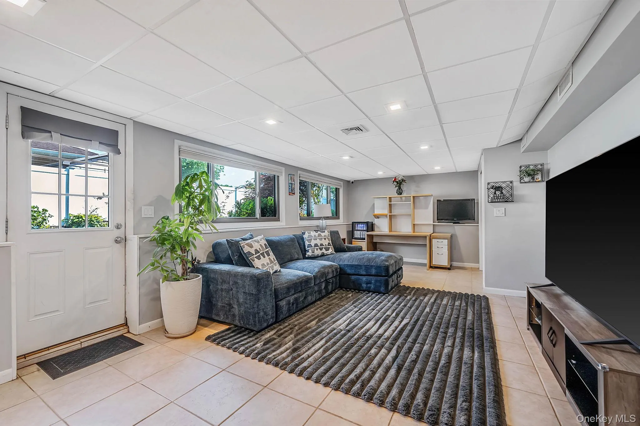 1 Rutgers Street, Smithtown, NY, 2 Bedrooms Bedrooms, 5 Rooms Rooms,2 BathroomsBathrooms,Residential,For Rent,Rutgers,0,1032258 1 Rutgers Street, Smithtown, NY, 2 Bedrooms Bedrooms, 5 Rooms Rooms,2 BathroomsBathrooms,Residential,For Rent,Rutgers,0,1032258