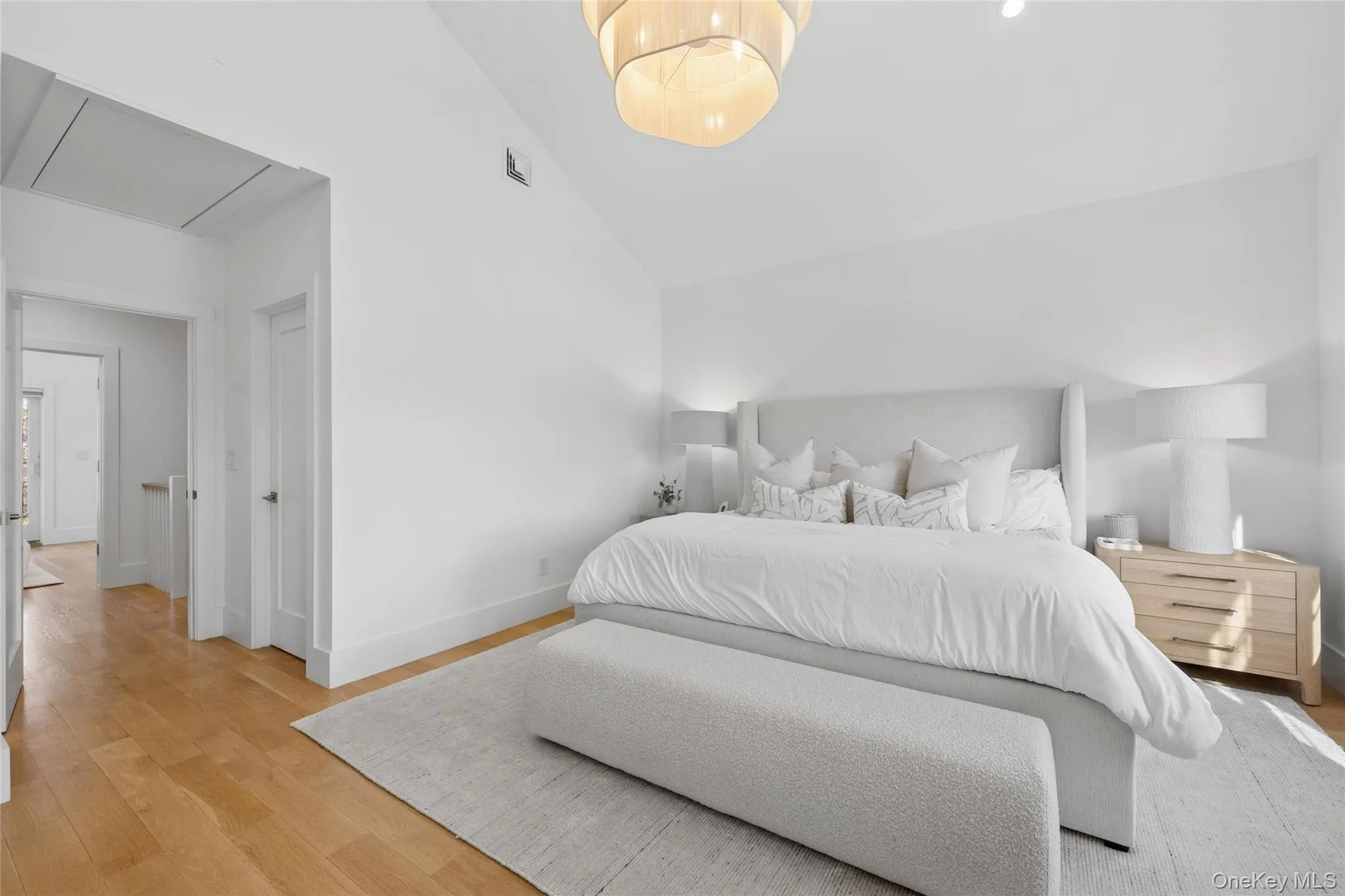 68 Foster Avenue, Southampton, NY, 2 Bedrooms Bedrooms, 7 Rooms Rooms,2 BathroomsBathrooms,Residential,For Rent,Foster,0,1032269 68 Foster Avenue, Southampton, NY, 2 Bedrooms Bedrooms, 7 Rooms Rooms,2 BathroomsBathrooms,Residential,For Rent,Foster,0,1032269