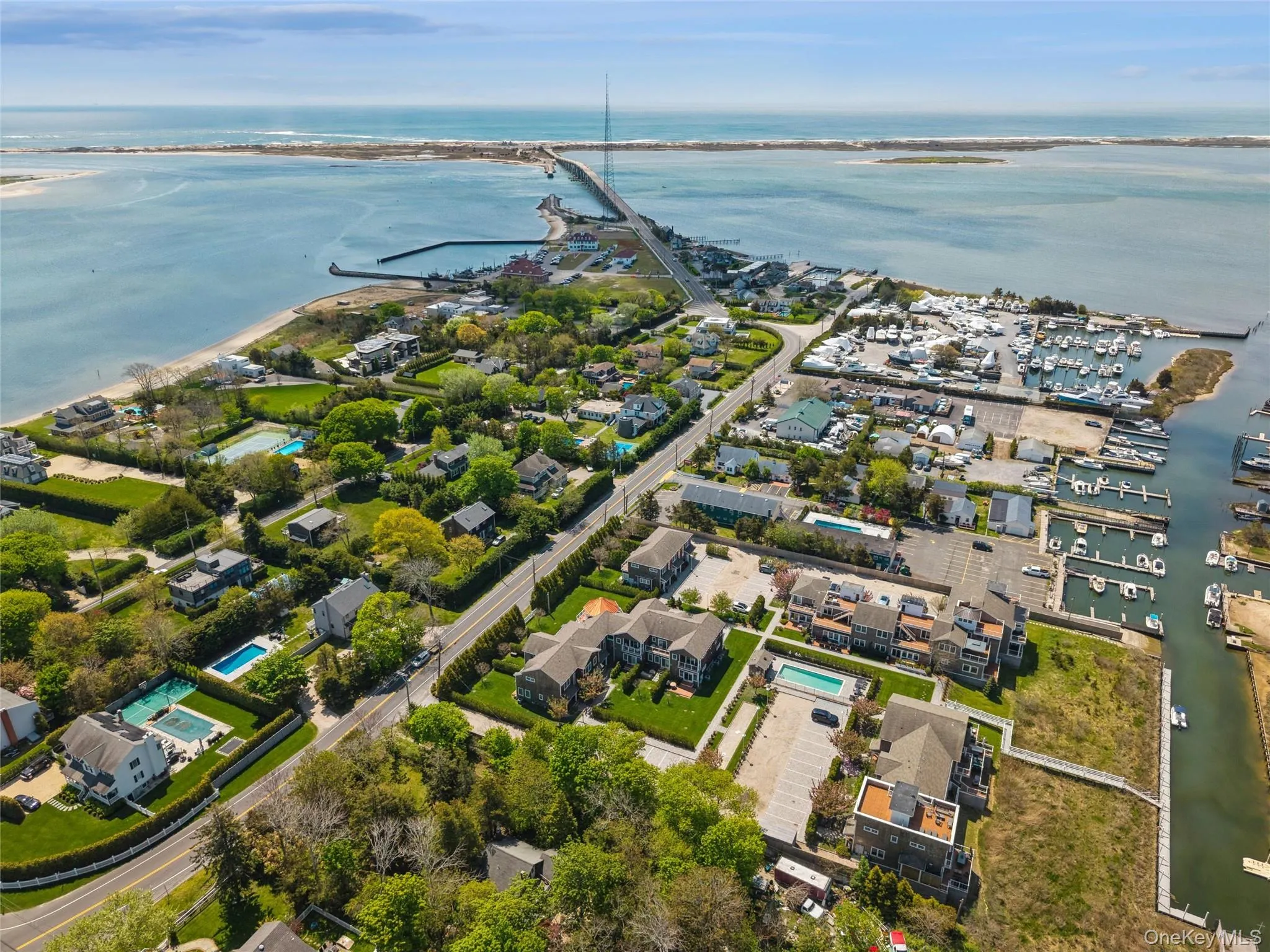 68 Foster Avenue, Southampton, NY, 2 Bedrooms Bedrooms, 7 Rooms Rooms,2 BathroomsBathrooms,Residential,For Rent,Foster,0,1032269 68 Foster Avenue, Southampton, NY, 2 Bedrooms Bedrooms, 7 Rooms Rooms,2 BathroomsBathrooms,Residential,For Rent,Foster,0,1032269