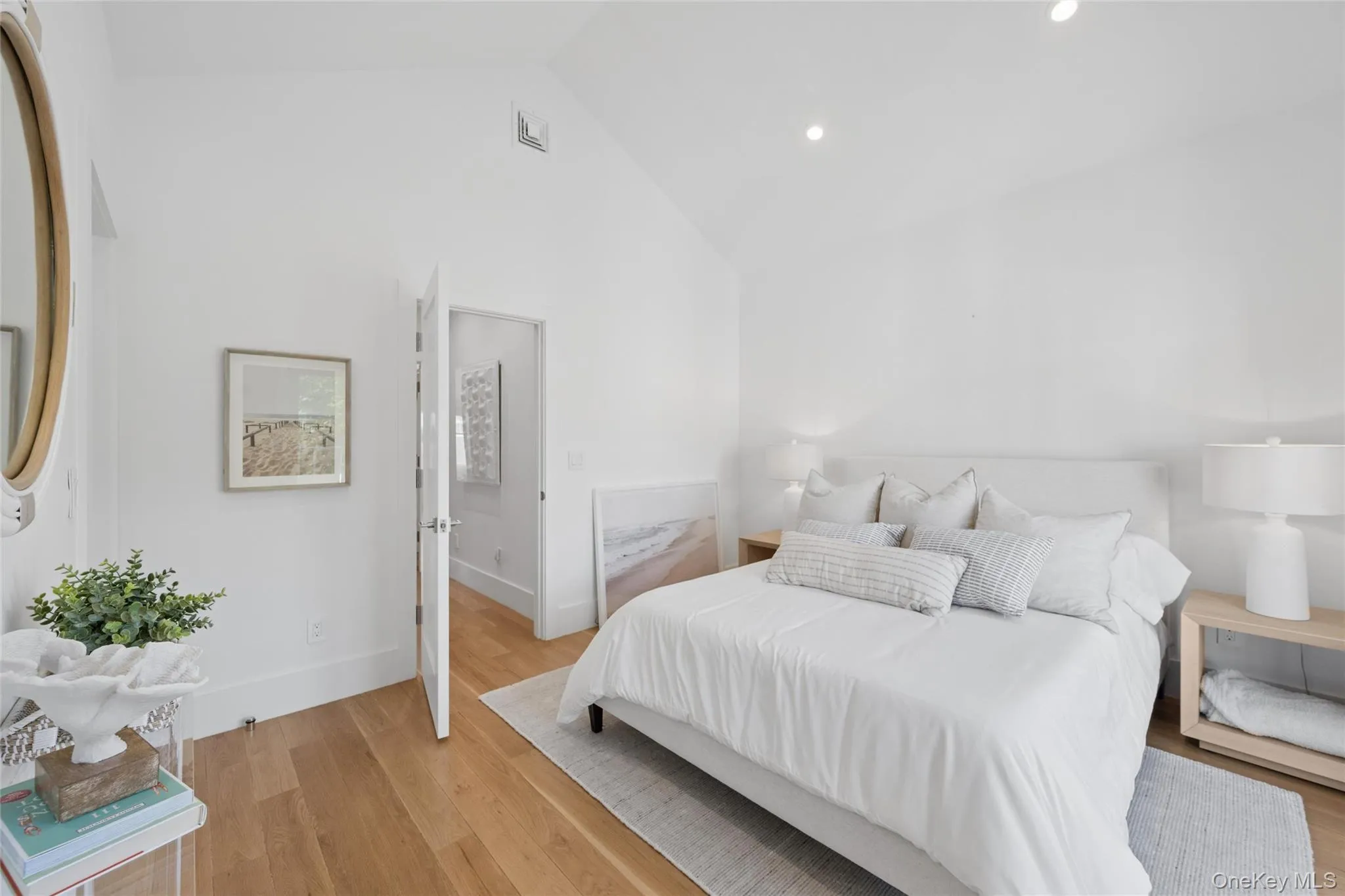 68 Foster Avenue, Southampton, NY, 2 Bedrooms Bedrooms, 7 Rooms Rooms,2 BathroomsBathrooms,Residential,For Rent,Foster,0,1032269 68 Foster Avenue, Southampton, NY, 2 Bedrooms Bedrooms, 7 Rooms Rooms,2 BathroomsBathrooms,Residential,For Rent,Foster,0,1032269