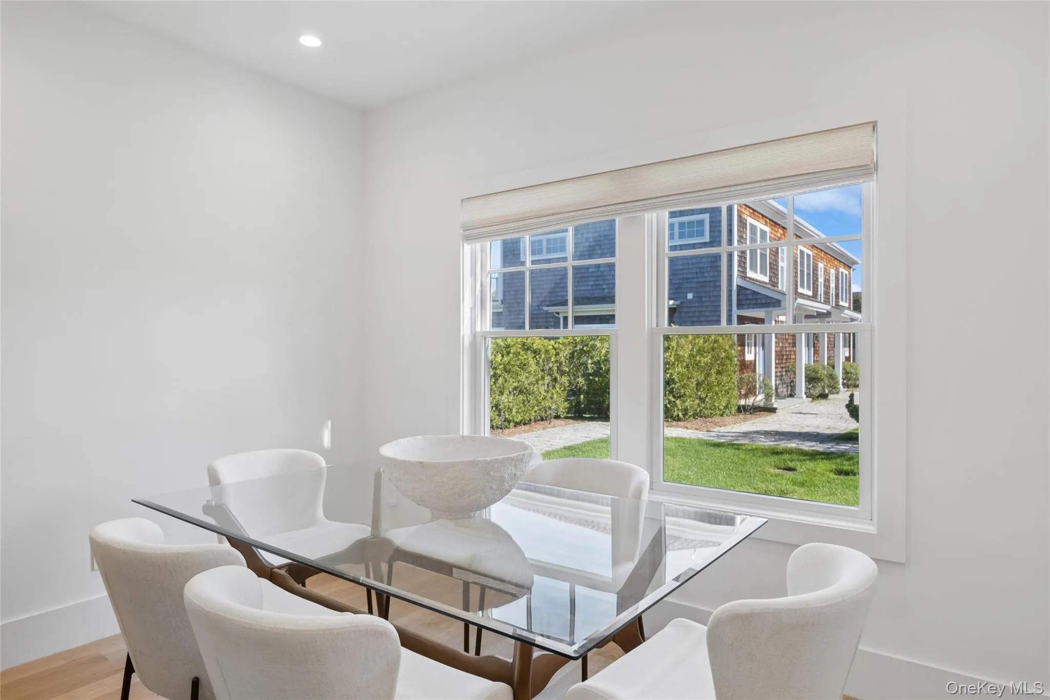 68 Foster Avenue, Southampton, NY, 2 Bedrooms Bedrooms, 7 Rooms Rooms,2 BathroomsBathrooms,Residential,For Rent,Foster,0,1032269 68 Foster Avenue, Southampton, NY, 2 Bedrooms Bedrooms, 7 Rooms Rooms,2 BathroomsBathrooms,Residential,For Rent,Foster,0,1032269