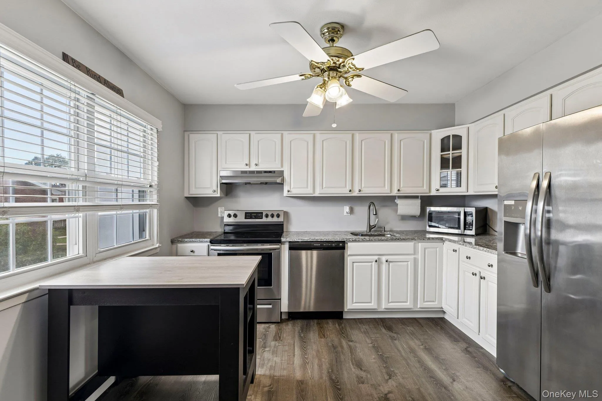 15 Springwood Drive, Babylon, NY, 2 Bedrooms Bedrooms, 4 Rooms Rooms,1 BathroomBathrooms,Residential,For Rent,Springwood,0,1032270 15 Springwood Drive, Babylon, NY, 2 Bedrooms Bedrooms, 4 Rooms Rooms,1 BathroomBathrooms,Residential,For Rent,Springwood,0,1032270