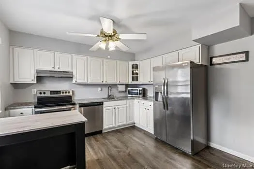 15 Springwood Drive, Babylon, NY, 2 Bedrooms Bedrooms, 4 Rooms Rooms,1 BathroomBathrooms,Residential,For Rent,Springwood,0,1032270 15 Springwood Drive, Babylon, NY, 2 Bedrooms Bedrooms, 4 Rooms Rooms,1 BathroomBathrooms,Residential,For Rent,Springwood,0,1032270