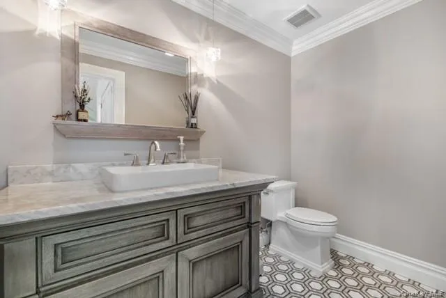 6 Fox Hunt Court, Huntington, NY, 5 Bedrooms Bedrooms, 9 Rooms Rooms,3 BathroomsBathrooms,Residential,For Rent,Fox Hunt,0,1032274 6 Fox Hunt Court, Huntington, NY, 5 Bedrooms Bedrooms, 9 Rooms Rooms,3 BathroomsBathrooms,Residential,For Rent,Fox Hunt,0,1032274