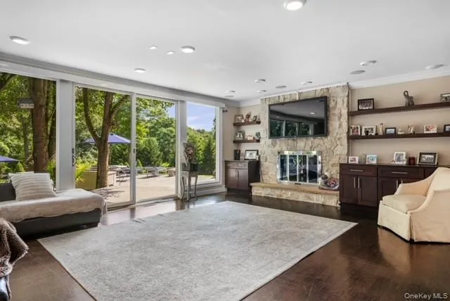 6 Fox Hunt Court, Huntington, NY, 5 Bedrooms Bedrooms, 9 Rooms Rooms,3 BathroomsBathrooms,Residential,For Rent,Fox Hunt,0,1032274 6 Fox Hunt Court, Huntington, NY, 5 Bedrooms Bedrooms, 9 Rooms Rooms,3 BathroomsBathrooms,Residential,For Rent,Fox Hunt,0,1032274