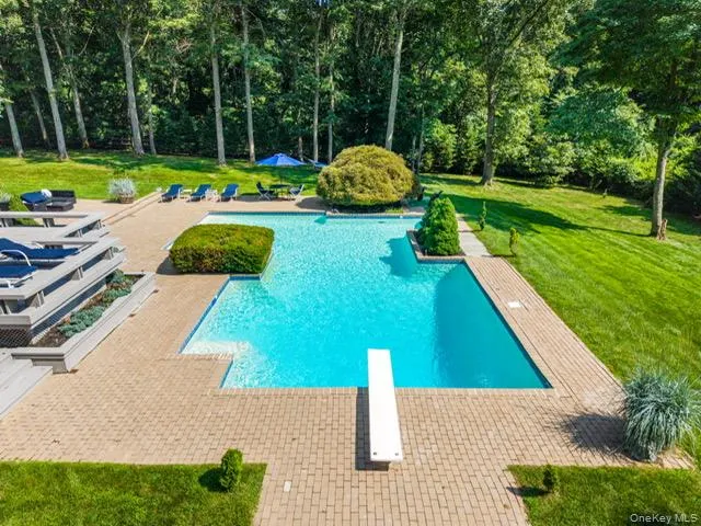 6 Fox Hunt Court, Huntington, NY, 5 Bedrooms Bedrooms, 9 Rooms Rooms,3 BathroomsBathrooms,Residential,For Rent,Fox Hunt,0,1032274 6 Fox Hunt Court, Huntington, NY, 5 Bedrooms Bedrooms, 9 Rooms Rooms,3 BathroomsBathrooms,Residential,For Rent,Fox Hunt,0,1032274