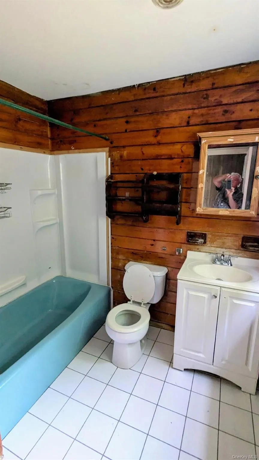 5284 Sound Avenue, Riverhead, NY, 7 Bedrooms Bedrooms, 14 Rooms Rooms,3 BathroomsBathrooms,Residential,For Rent,Sound,0,1032275 5284 Sound Avenue, Riverhead, NY, 7 Bedrooms Bedrooms, 14 Rooms Rooms,3 BathroomsBathrooms,Residential,For Rent,Sound,0,1032275
