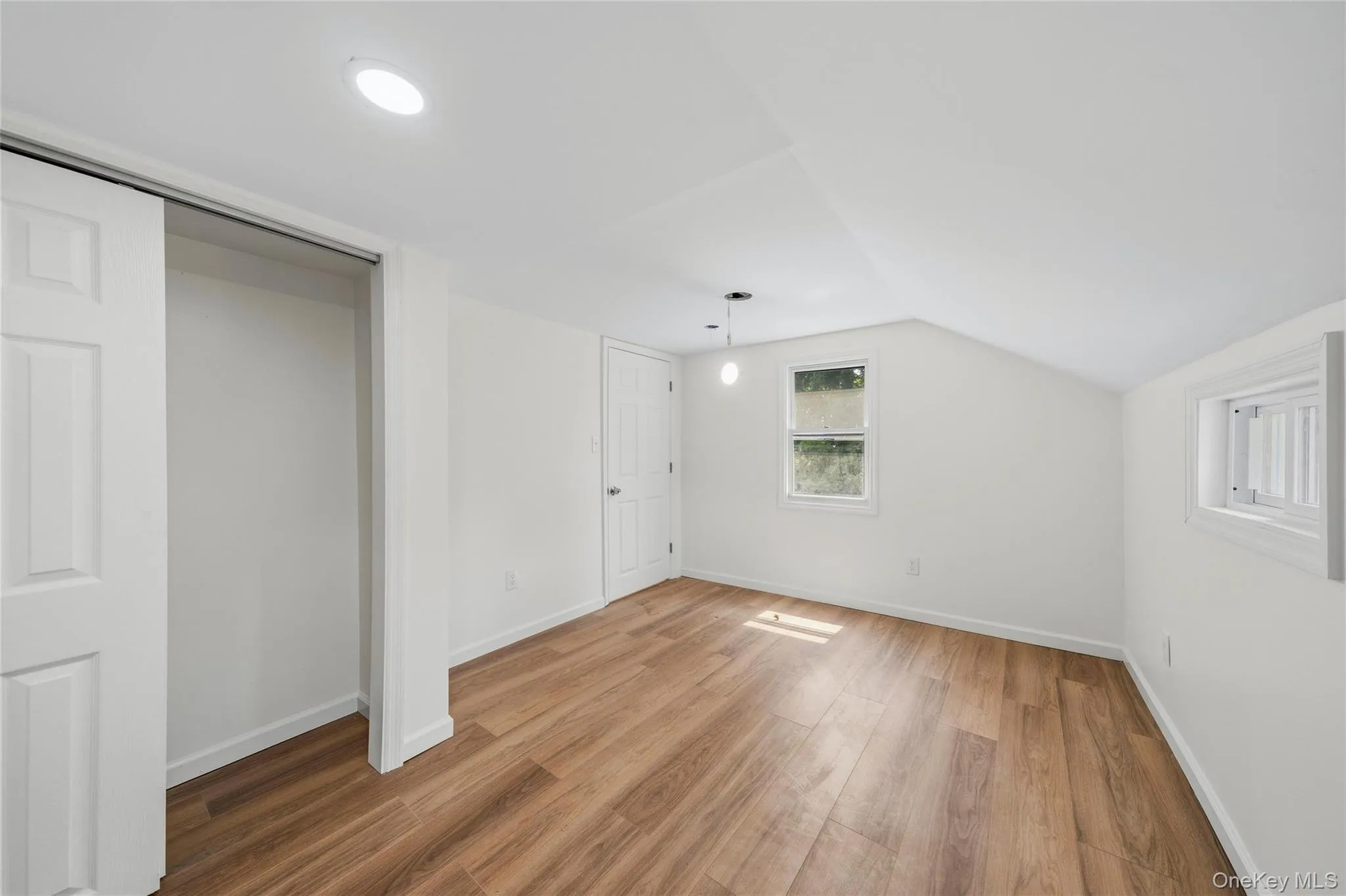 1630 Goshen Turnpike, Middletown, NY, 3 Bedrooms Bedrooms, 5 Rooms Rooms,1 BathroomBathrooms,Residential,For Rent,Goshen,0,1032279 1630 Goshen Turnpike, Middletown, NY, 3 Bedrooms Bedrooms, 5 Rooms Rooms,1 BathroomBathrooms,Residential,For Rent,Goshen,0,1032279