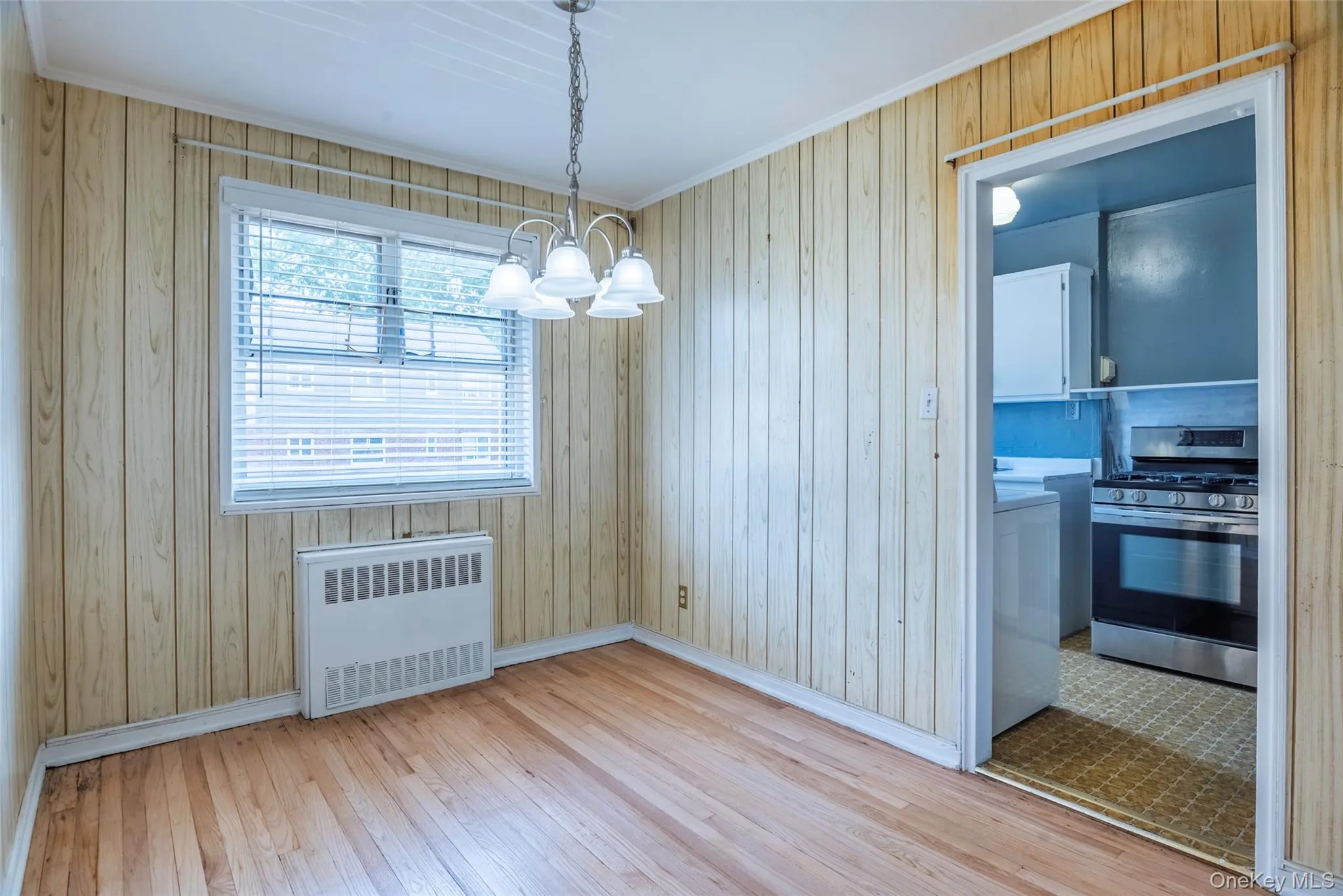 226-06 Manor Road, New York, NY, 2 Bedrooms Bedrooms, 5 Rooms Rooms,1 BathroomBathrooms,Residential,For Rent,Manor,0,1032280 226-06 Manor Road, New York, NY, 2 Bedrooms Bedrooms, 5 Rooms Rooms,1 BathroomBathrooms,Residential,For Rent,Manor,0,1032280