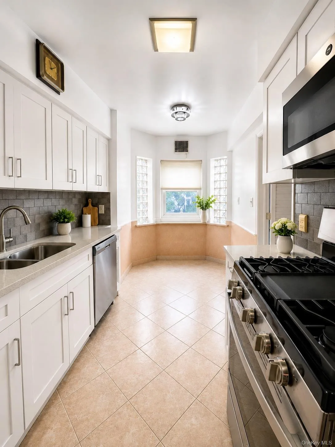 10830 65th Road, New York, NY, 3 Bedrooms Bedrooms, 6 Rooms Rooms,1 BathroomBathrooms,Residential Lease,For Rent,65th,0,1032281 10830 65th Road, New York, NY, 3 Bedrooms Bedrooms, 6 Rooms Rooms,1 BathroomBathrooms,Residential Lease,For Rent,65th,0,1032281