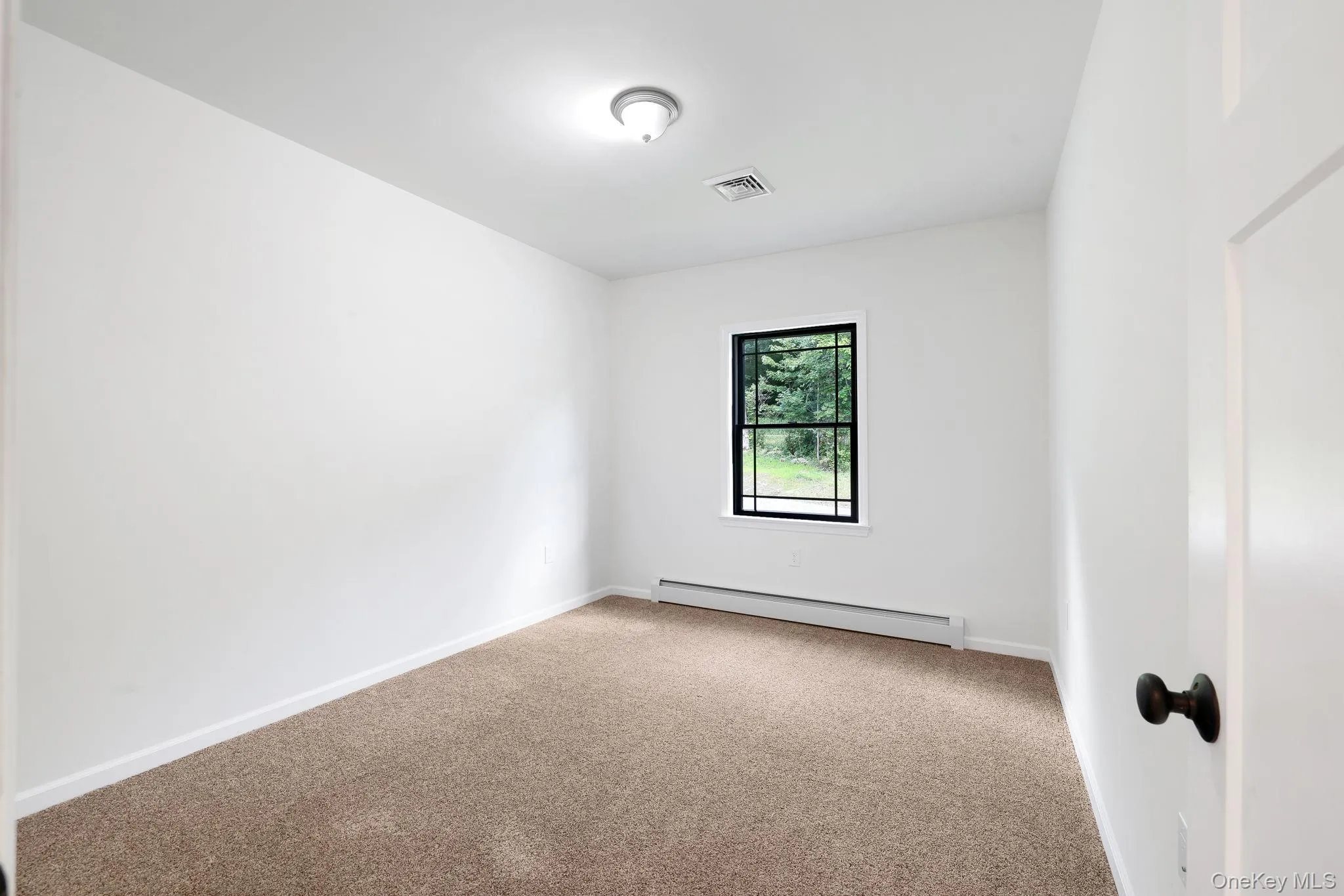 One of 3 large bedrooms One of 3 large bedrooms