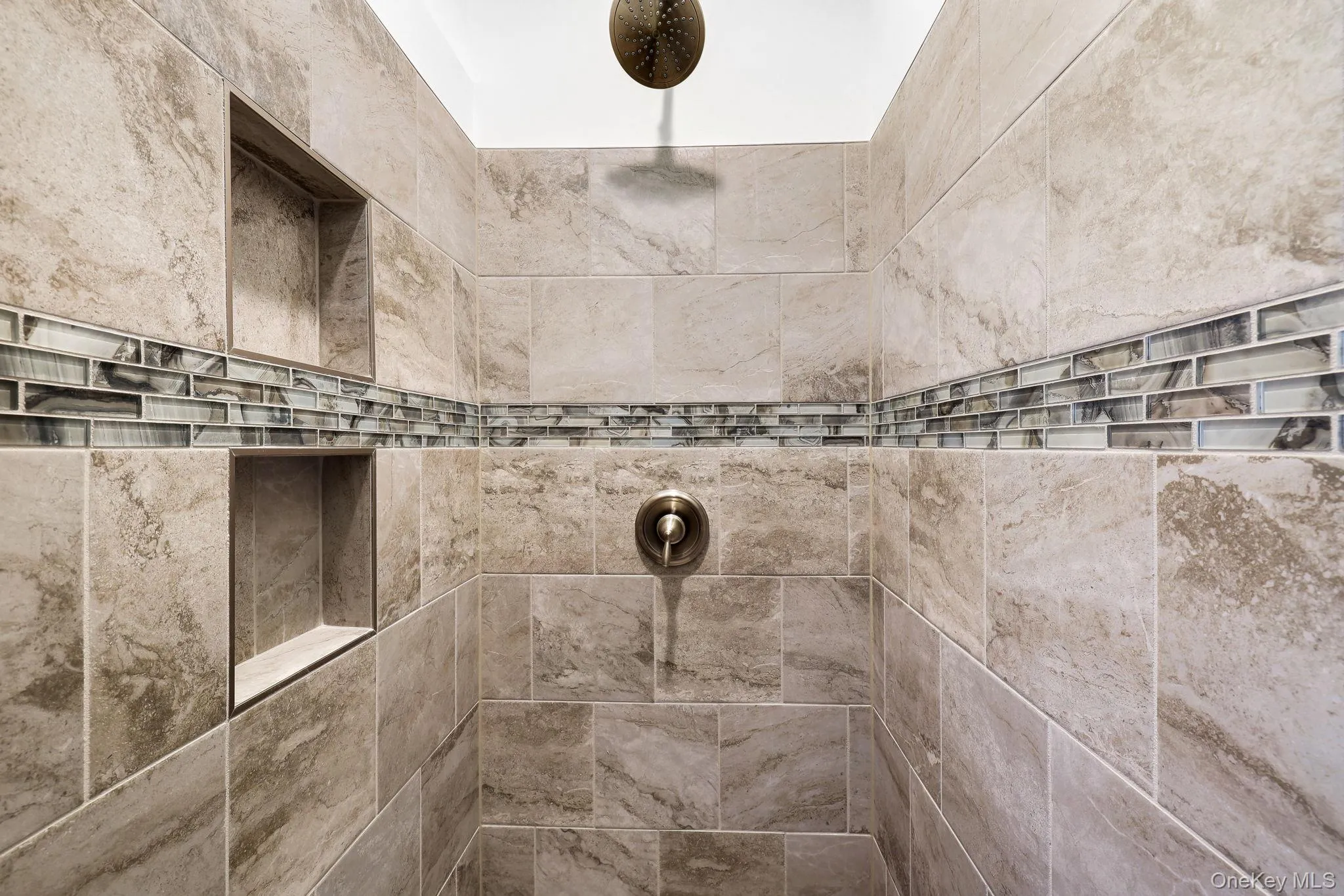 Walk-in shower Walk-in shower