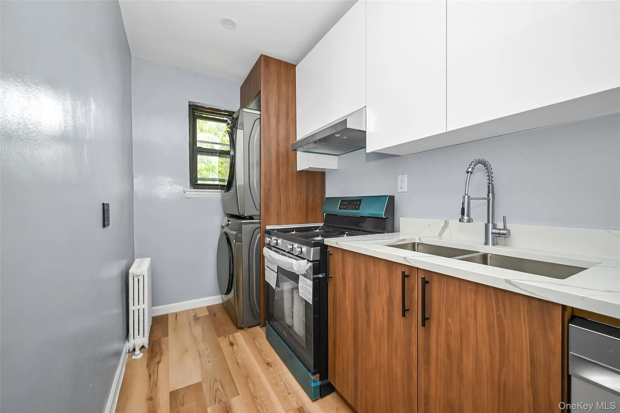 147-03 71st Avenue, New York, NY, 3 Bedrooms Bedrooms, 5 Rooms Rooms,1 BathroomBathrooms,Residential,For Rent,71st,0,1032286 147-03 71st Avenue, New York, NY, 3 Bedrooms Bedrooms, 5 Rooms Rooms,1 BathroomBathrooms,Residential,For Rent,71st,0,1032286