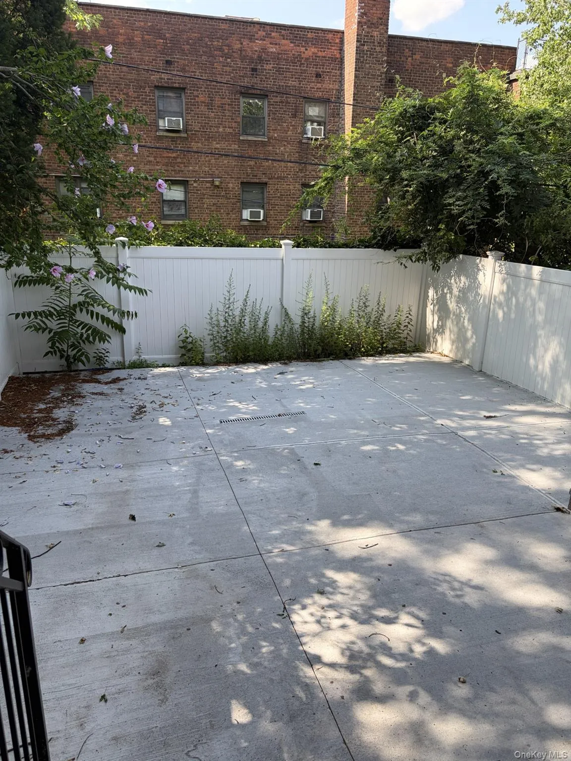 14441 78th Avenue, New York, NY, 3 Bedrooms Bedrooms, 5 Rooms Rooms,3 BathroomsBathrooms,Residential Lease,For Rent,78th,0,1032287 14441 78th Avenue, New York, NY, 3 Bedrooms Bedrooms, 5 Rooms Rooms,3 BathroomsBathrooms,Residential Lease,For Rent,78th,0,1032287