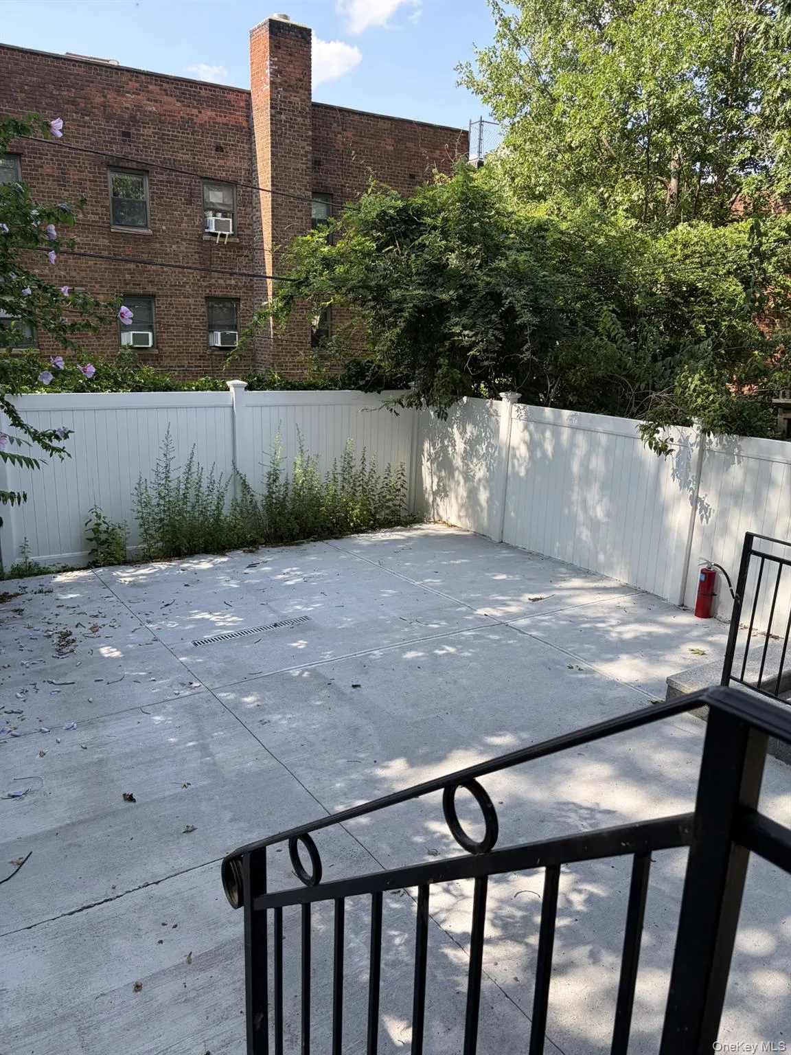 14441 78th Avenue, New York, NY, 3 Bedrooms Bedrooms, 5 Rooms Rooms,3 BathroomsBathrooms,Residential Lease,For Rent,78th,0,1032287 14441 78th Avenue, New York, NY, 3 Bedrooms Bedrooms, 5 Rooms Rooms,3 BathroomsBathrooms,Residential Lease,For Rent,78th,0,1032287