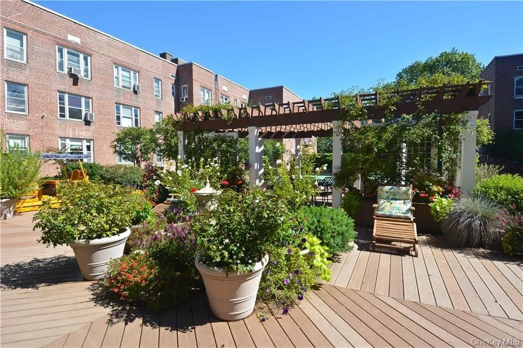 2 Overlook Road, White Plains, NY, 1 Bedroom Bedrooms, 3 Rooms Rooms,1 BathroomBathrooms,Residential,For Rent,Overlook,0,1032289 2 Overlook Road, White Plains, NY, 1 Bedroom Bedrooms, 3 Rooms Rooms,1 BathroomBathrooms,Residential,For Rent,Overlook,0,1032289