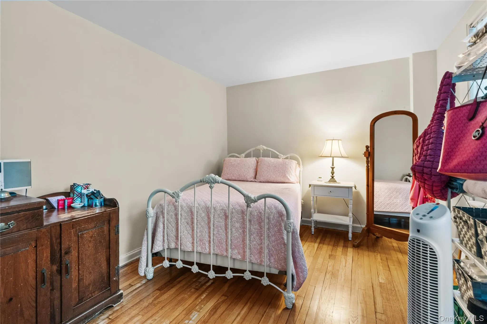 2 Overlook Road, White Plains, NY, 1 Bedroom Bedrooms, 3 Rooms Rooms,1 BathroomBathrooms,Residential,For Rent,Overlook,0,1032289 2 Overlook Road, White Plains, NY, 1 Bedroom Bedrooms, 3 Rooms Rooms,1 BathroomBathrooms,Residential,For Rent,Overlook,0,1032289