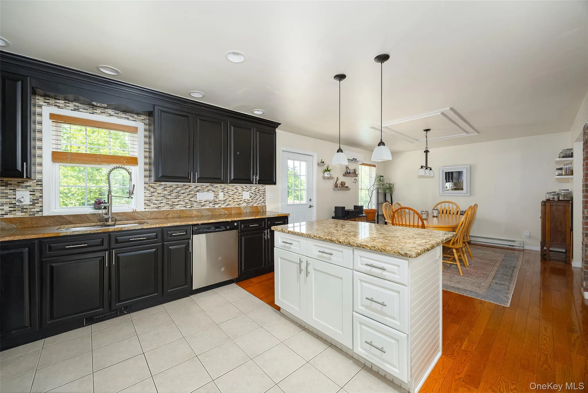 505 Route 9D, Beacon, NY, 3 Bedrooms Bedrooms, 7 Rooms Rooms,2 BathroomsBathrooms,Residential,For Rent,Route 9D,0,1032290 505 Route 9D, Beacon, NY, 3 Bedrooms Bedrooms, 7 Rooms Rooms,2 BathroomsBathrooms,Residential,For Rent,Route 9D,0,1032290