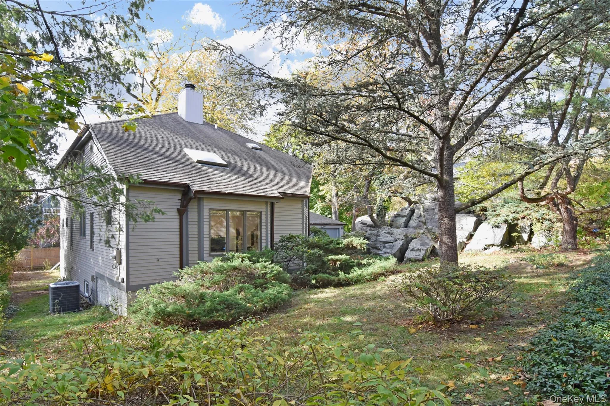 42 Ravensdale Road, Greenburgh, NY, 3 Bedrooms Bedrooms, 8 Rooms Rooms,3 BathroomsBathrooms,Residential,For Rent,Ravensdale,0,1032297 42 Ravensdale Road, Greenburgh, NY, 3 Bedrooms Bedrooms, 8 Rooms Rooms,3 BathroomsBathrooms,Residential,For Rent,Ravensdale,0,1032297