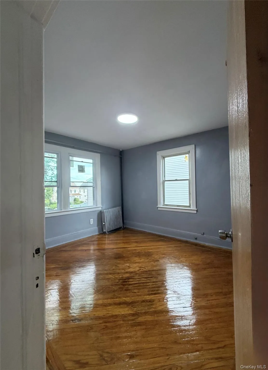 18640 Murdock Avenue, New York, NY, 2 Bedrooms Bedrooms, 5 Rooms Rooms,1 BathroomBathrooms,Residential Lease,For Rent,Murdock,0,1032299 18640 Murdock Avenue, New York, NY, 2 Bedrooms Bedrooms, 5 Rooms Rooms,1 BathroomBathrooms,Residential Lease,For Rent,Murdock,0,1032299