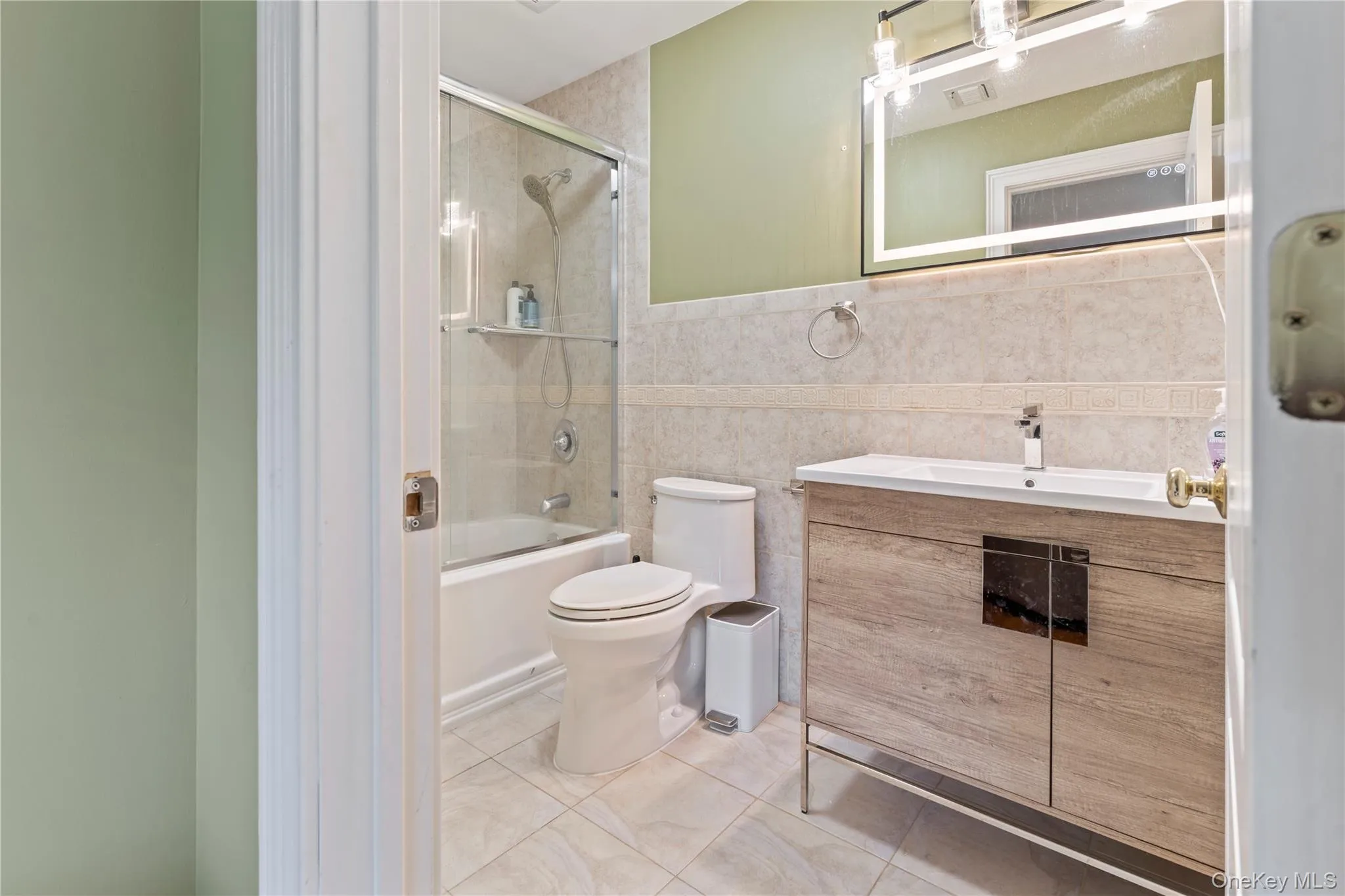 144 Call Hollow Road, Haverstraw, NY, 6 Bedrooms Bedrooms, 14 Rooms Rooms,4 BathroomsBathrooms,Residential Lease,For Rent,Call Hollow,0,1032302 144 Call Hollow Road, Haverstraw, NY, 6 Bedrooms Bedrooms, 14 Rooms Rooms,4 BathroomsBathrooms,Residential Lease,For Rent,Call Hollow,0,1032302