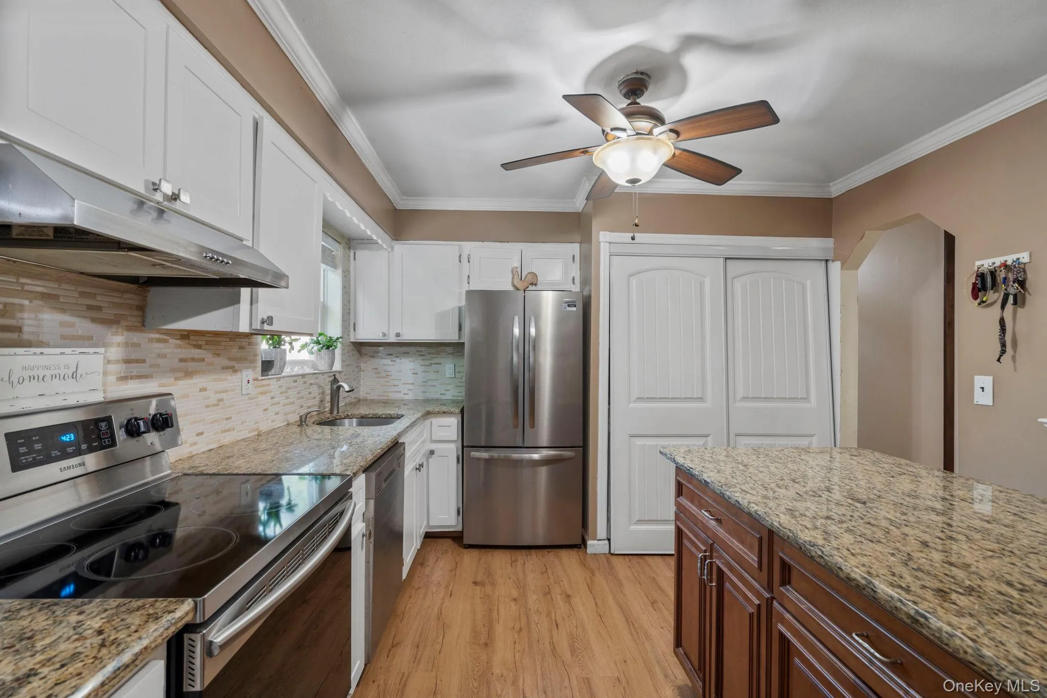 28 Yaphank Avenue, Brookhaven, NY, 3 Bedrooms Bedrooms, 6 Rooms Rooms,1 BathroomBathrooms,Residential,For Rent,Yaphank,0,1032303 28 Yaphank Avenue, Brookhaven, NY, 3 Bedrooms Bedrooms, 6 Rooms Rooms,1 BathroomBathrooms,Residential,For Rent,Yaphank,0,1032303