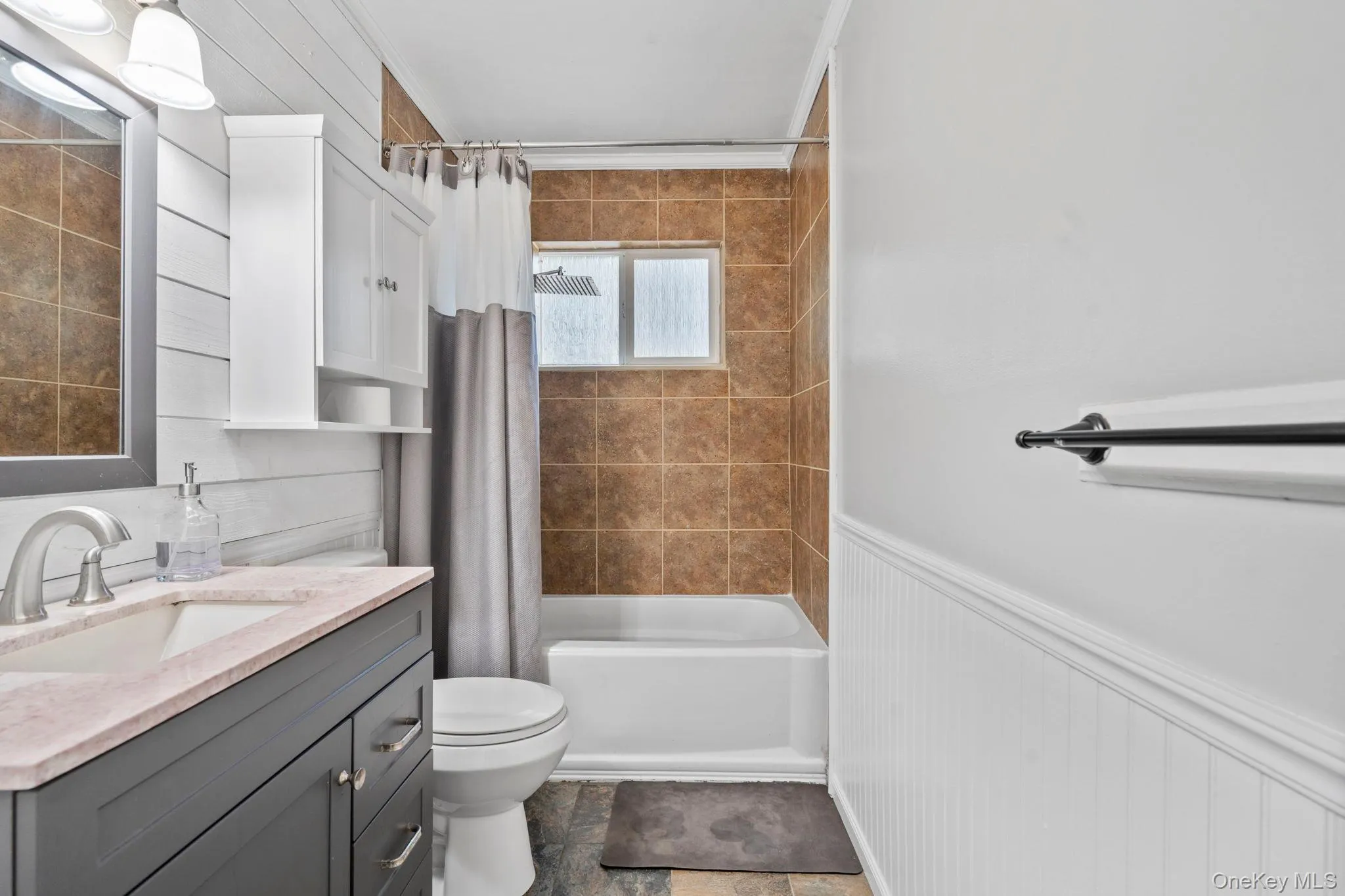 28 Yaphank Avenue, Brookhaven, NY, 3 Bedrooms Bedrooms, 6 Rooms Rooms,1 BathroomBathrooms,Residential,For Rent,Yaphank,0,1032303 28 Yaphank Avenue, Brookhaven, NY, 3 Bedrooms Bedrooms, 6 Rooms Rooms,1 BathroomBathrooms,Residential,For Rent,Yaphank,0,1032303