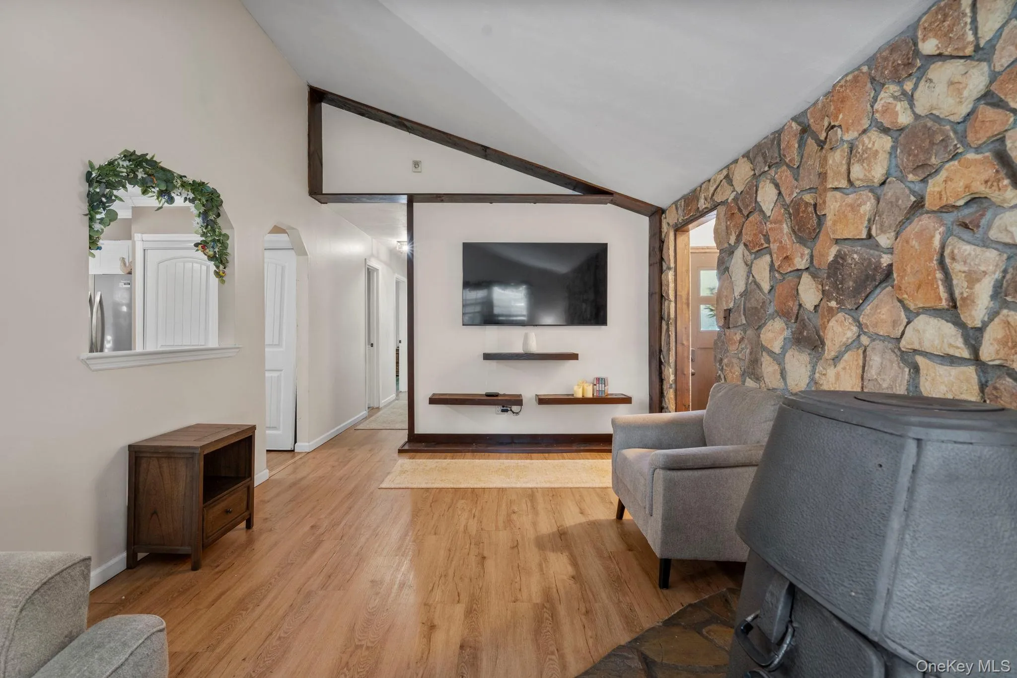 28 Yaphank Avenue, Brookhaven, NY, 3 Bedrooms Bedrooms, 6 Rooms Rooms,1 BathroomBathrooms,Residential,For Rent,Yaphank,0,1032303 28 Yaphank Avenue, Brookhaven, NY, 3 Bedrooms Bedrooms, 6 Rooms Rooms,1 BathroomBathrooms,Residential,For Rent,Yaphank,0,1032303