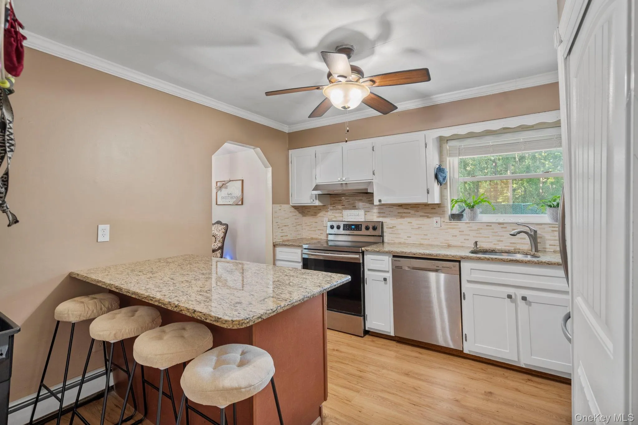 28 Yaphank Avenue, Brookhaven, NY, 3 Bedrooms Bedrooms, 6 Rooms Rooms,1 BathroomBathrooms,Residential,For Rent,Yaphank,0,1032303 28 Yaphank Avenue, Brookhaven, NY, 3 Bedrooms Bedrooms, 6 Rooms Rooms,1 BathroomBathrooms,Residential,For Rent,Yaphank,0,1032303