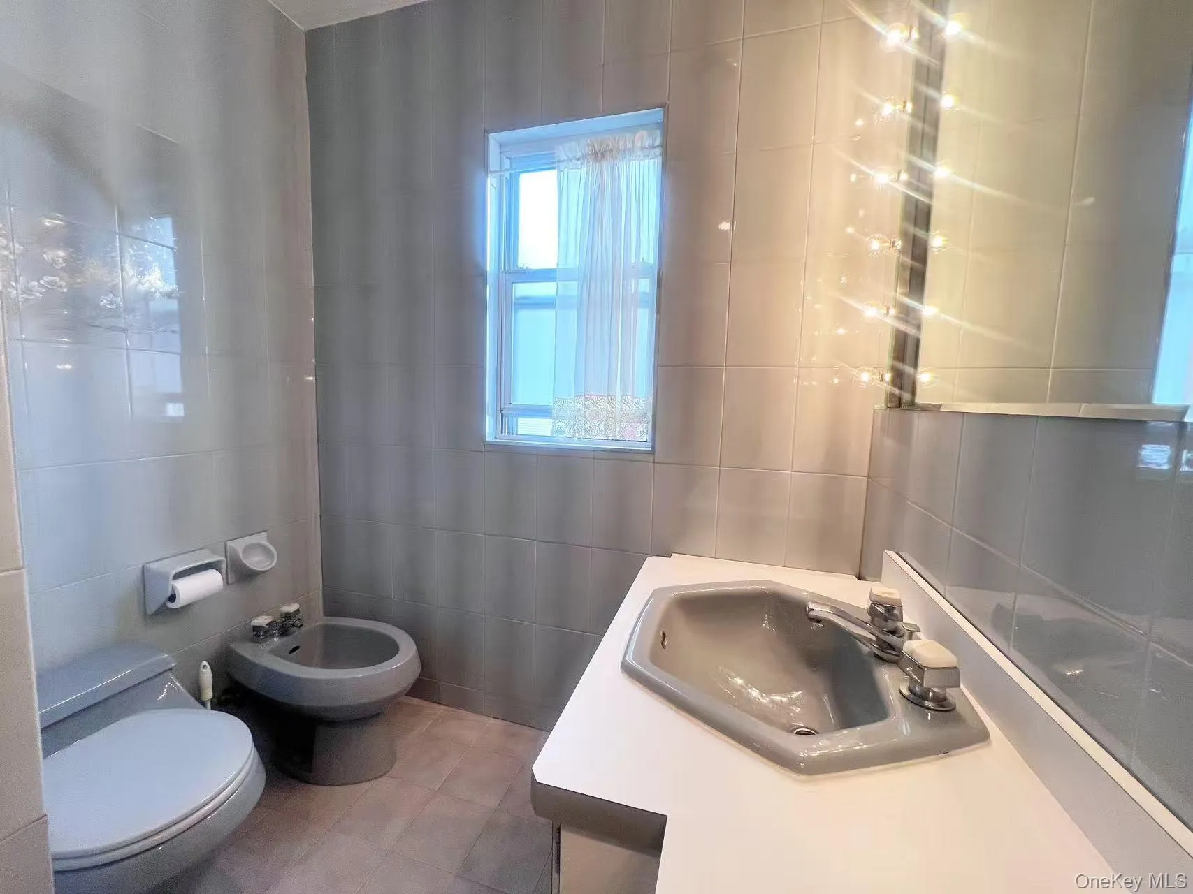 8407 63rd Avenue, New York, NY, 3 Bedrooms Bedrooms, 7 Rooms Rooms,2 BathroomsBathrooms,Residential Lease,For Rent,63rd,0,1032307 8407 63rd Avenue, New York, NY, 3 Bedrooms Bedrooms, 7 Rooms Rooms,2 BathroomsBathrooms,Residential Lease,For Rent,63rd,0,1032307