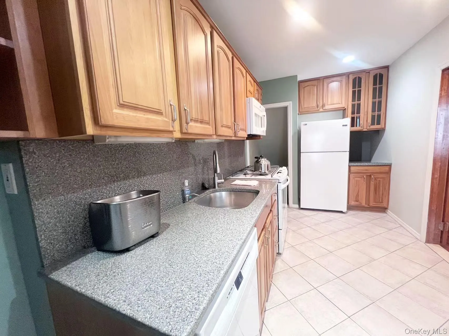 8407 63rd Avenue, New York, NY, 3 Bedrooms Bedrooms, 7 Rooms Rooms,2 BathroomsBathrooms,Residential Lease,For Rent,63rd,0,1032307 8407 63rd Avenue, New York, NY, 3 Bedrooms Bedrooms, 7 Rooms Rooms,2 BathroomsBathrooms,Residential Lease,For Rent,63rd,0,1032307