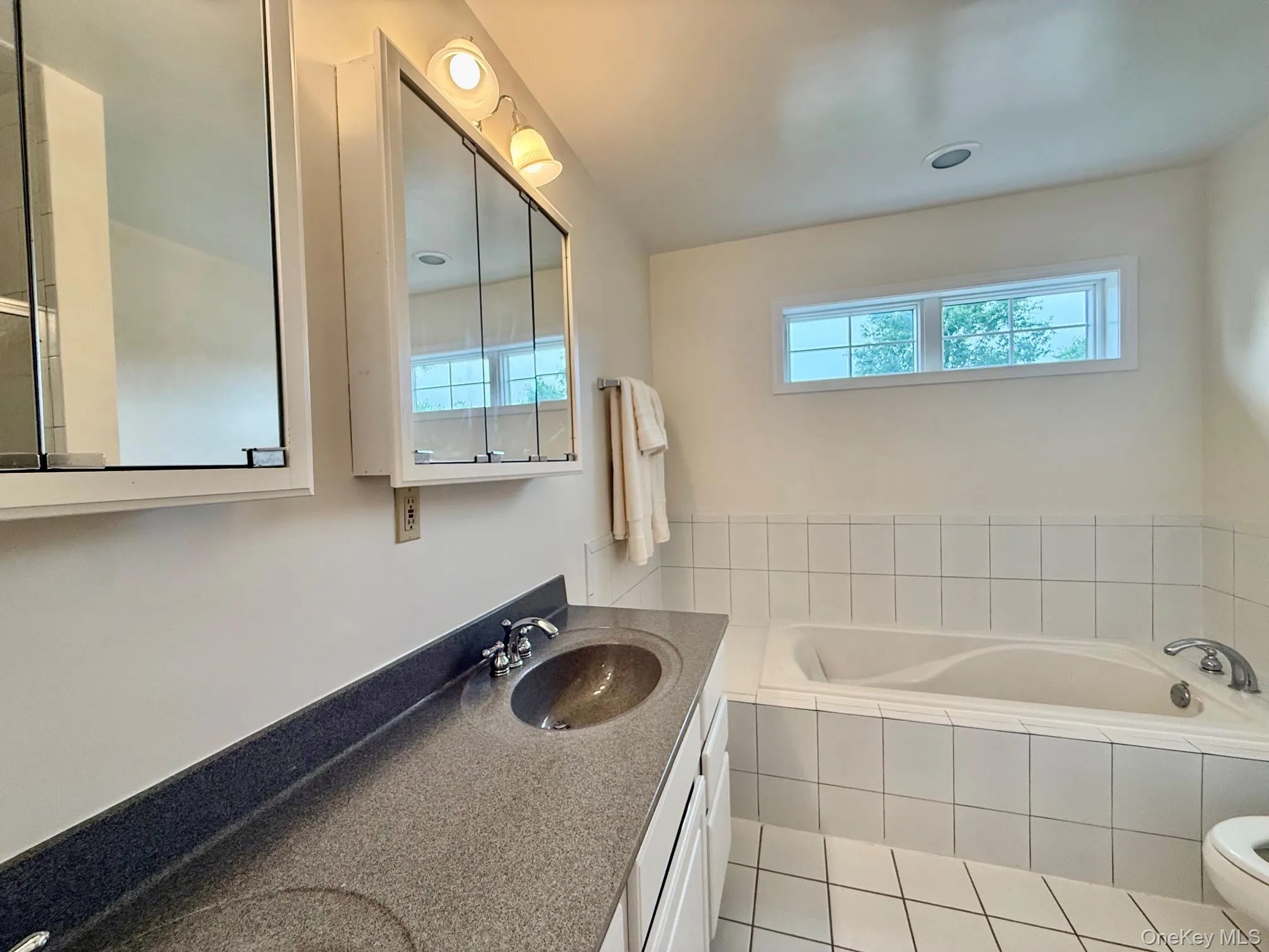 73 Sandalwood Lane, Rhinebeck, NY, 2 Bedrooms Bedrooms, 6 Rooms Rooms,2 BathroomsBathrooms,Residential Lease,For Rent,Sandalwood,0,1032308 73 Sandalwood Lane, Rhinebeck, NY, 2 Bedrooms Bedrooms, 6 Rooms Rooms,2 BathroomsBathrooms,Residential Lease,For Rent,Sandalwood,0,1032308