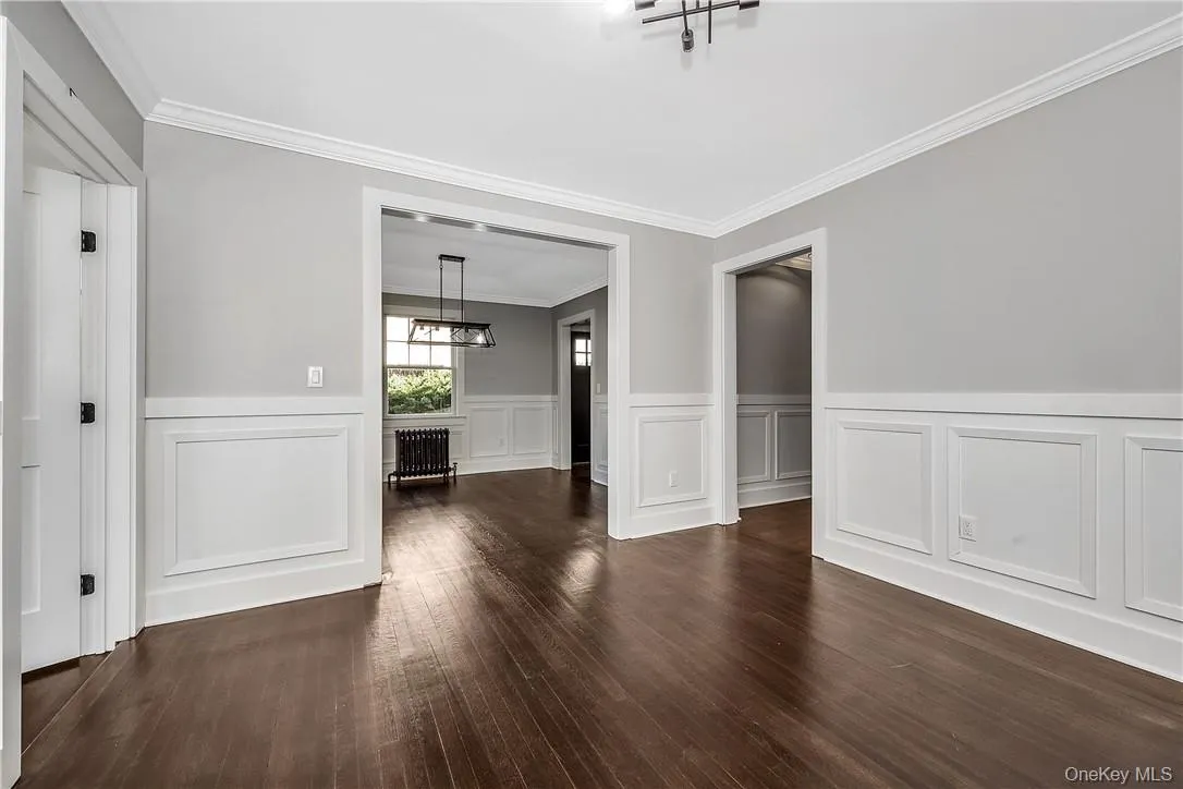 200 Main Street, Eastchester, NY, 3 Bedrooms Bedrooms, 7 Rooms Rooms,1 BathroomBathrooms,Residential Lease,For Rent,Main,0,1032311 200 Main Street, Eastchester, NY, 3 Bedrooms Bedrooms, 7 Rooms Rooms,1 BathroomBathrooms,Residential Lease,For Rent,Main,0,1032311