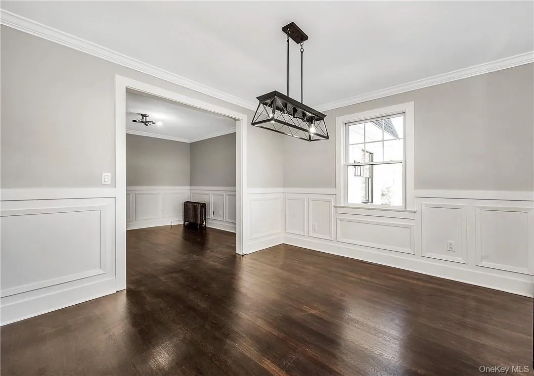 200 Main Street, Eastchester, NY, 3 Bedrooms Bedrooms, 7 Rooms Rooms,1 BathroomBathrooms,Residential Lease,For Rent,Main,0,1032311 200 Main Street, Eastchester, NY, 3 Bedrooms Bedrooms, 7 Rooms Rooms,1 BathroomBathrooms,Residential Lease,For Rent,Main,0,1032311