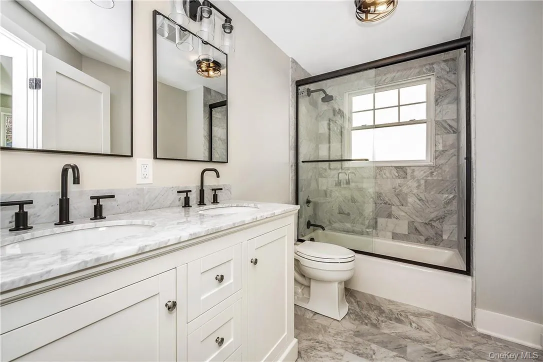 200 Main Street, Eastchester, NY, 3 Bedrooms Bedrooms, 7 Rooms Rooms,1 BathroomBathrooms,Residential Lease,For Rent,Main,0,1032311 200 Main Street, Eastchester, NY, 3 Bedrooms Bedrooms, 7 Rooms Rooms,1 BathroomBathrooms,Residential Lease,For Rent,Main,0,1032311