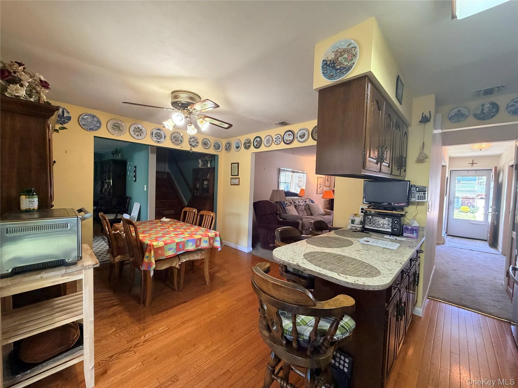 381 Monroe Avenue, Babylon, NY, 4 Bedrooms Bedrooms, 8 Rooms Rooms,2 BathroomsBathrooms,Residential,For Rent,Monroe,0,1032316 381 Monroe Avenue, Babylon, NY, 4 Bedrooms Bedrooms, 8 Rooms Rooms,2 BathroomsBathrooms,Residential,For Rent,Monroe,0,1032316