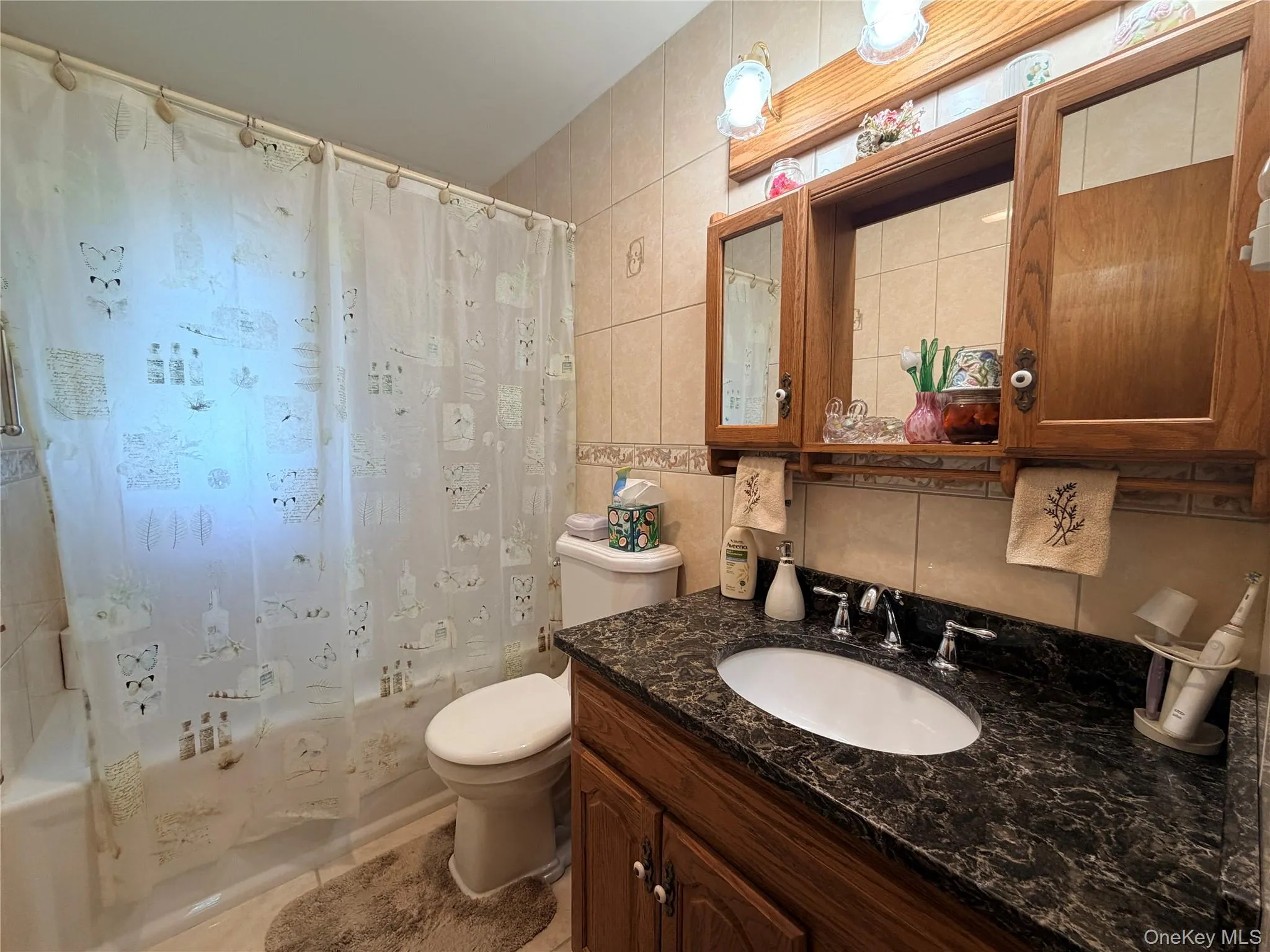 381 Monroe Avenue, Babylon, NY, 4 Bedrooms Bedrooms, 8 Rooms Rooms,2 BathroomsBathrooms,Residential,For Rent,Monroe,0,1032316 381 Monroe Avenue, Babylon, NY, 4 Bedrooms Bedrooms, 8 Rooms Rooms,2 BathroomsBathrooms,Residential,For Rent,Monroe,0,1032316