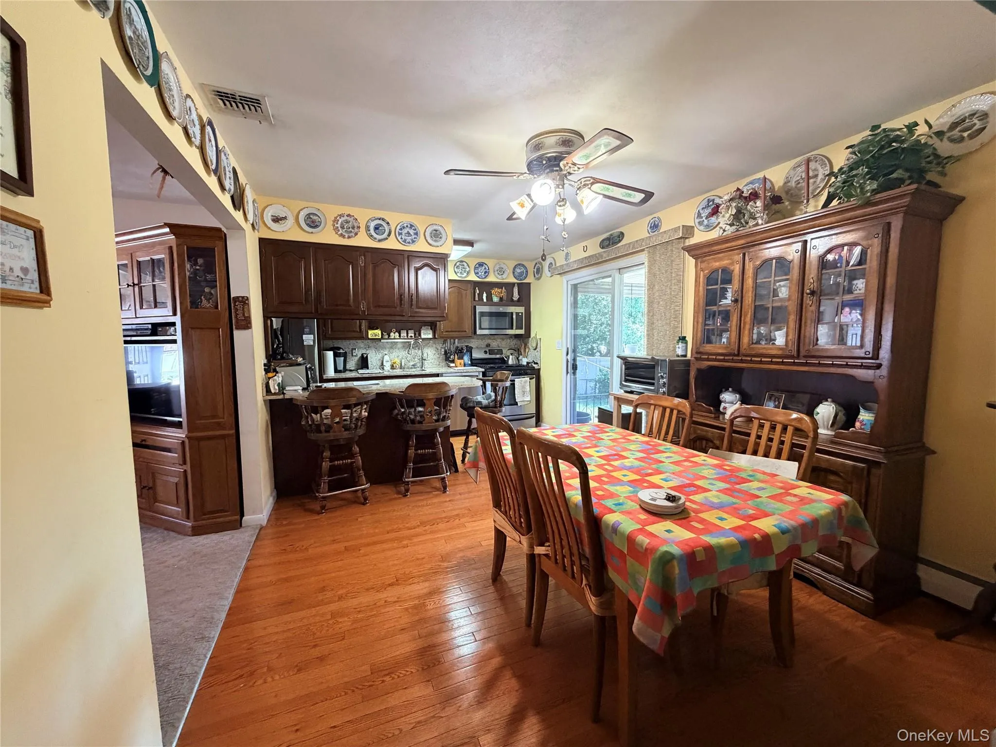 381 Monroe Avenue, Babylon, NY, 4 Bedrooms Bedrooms, 8 Rooms Rooms,2 BathroomsBathrooms,Residential,For Rent,Monroe,0,1032316 381 Monroe Avenue, Babylon, NY, 4 Bedrooms Bedrooms, 8 Rooms Rooms,2 BathroomsBathrooms,Residential,For Rent,Monroe,0,1032316
